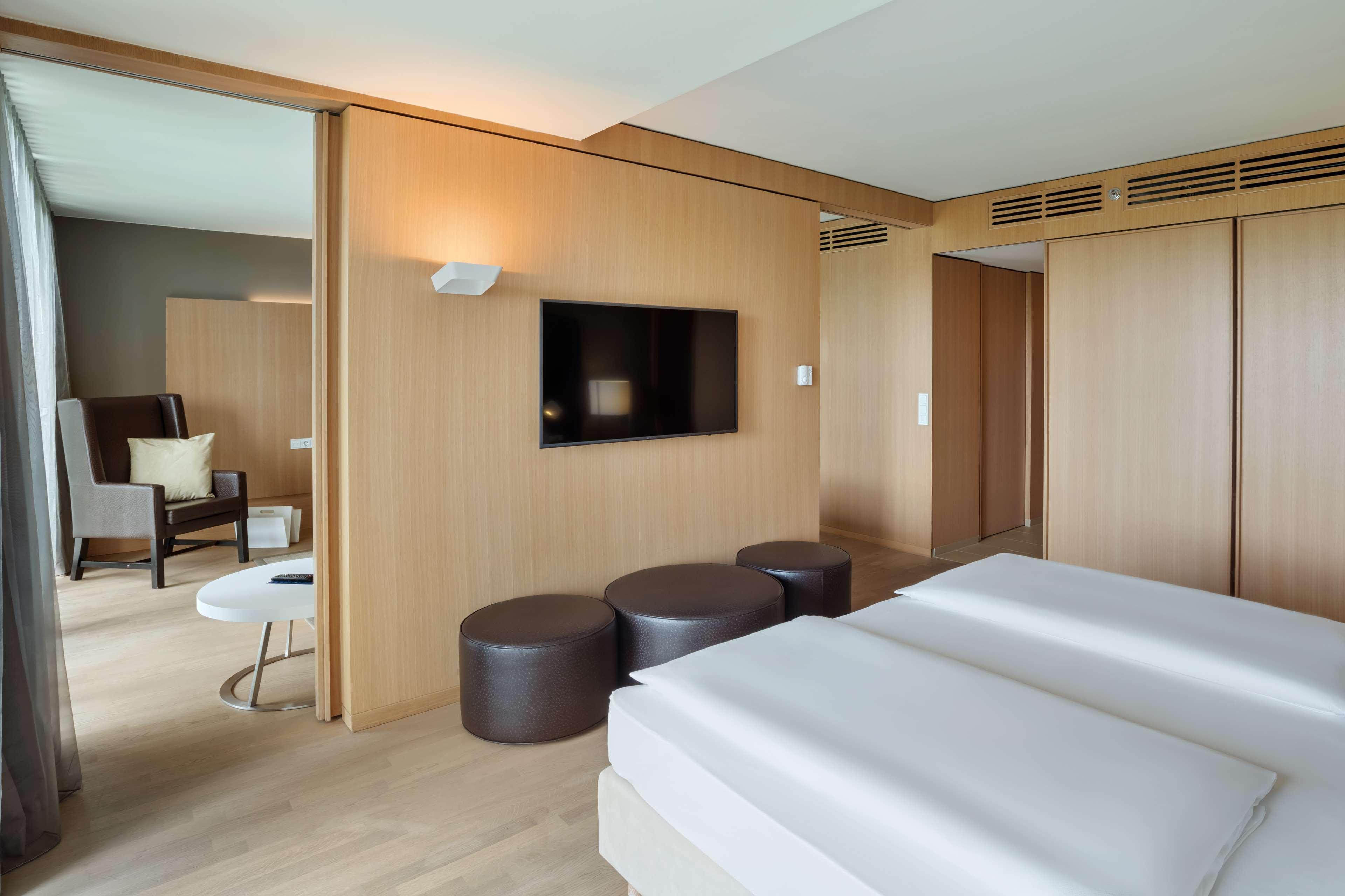 Double Accessible King Size Bed