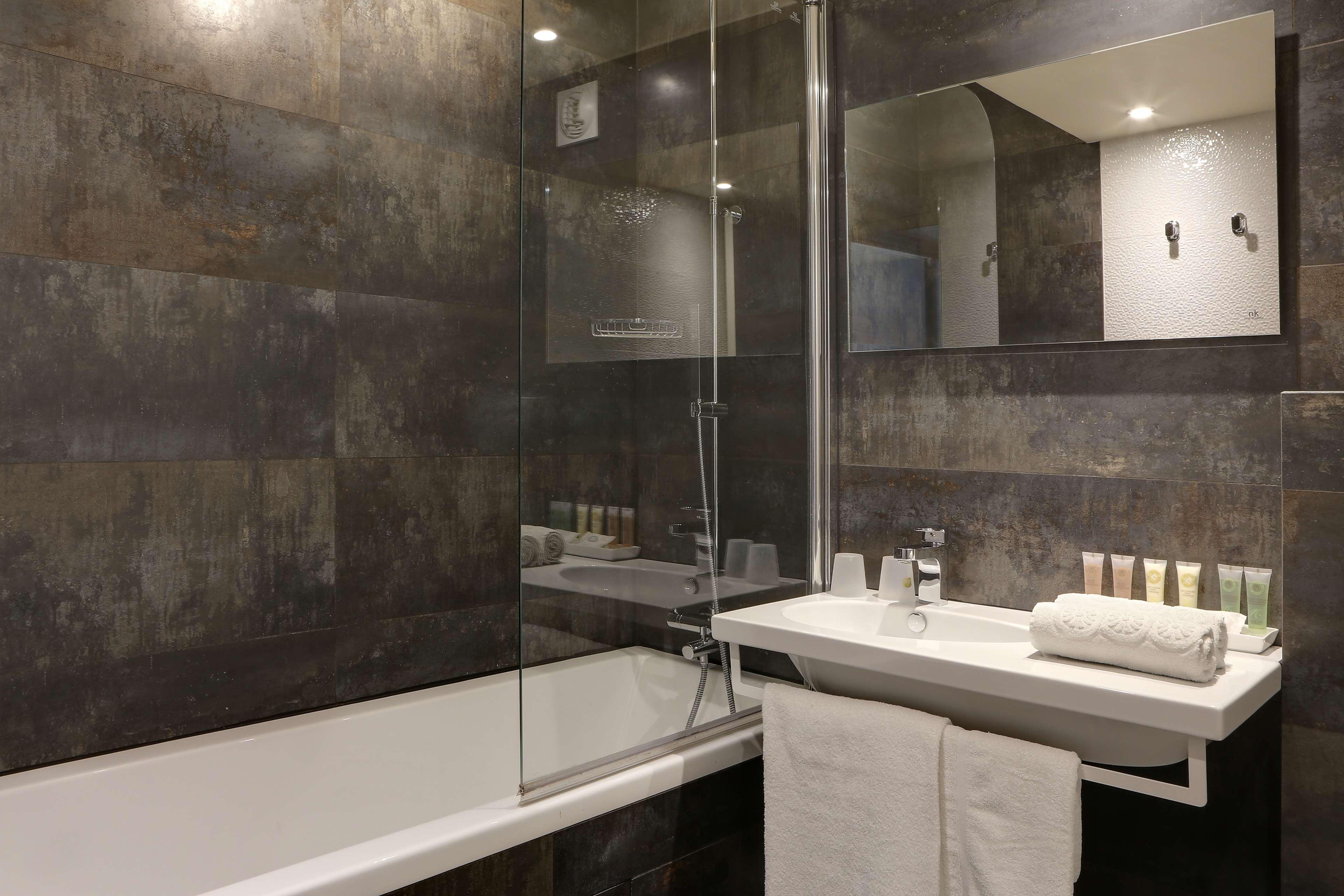 Double Two Double Beds Non Smoking