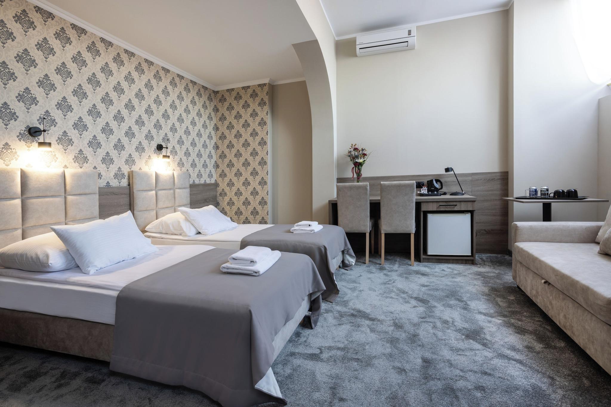 Double or Twin Superior