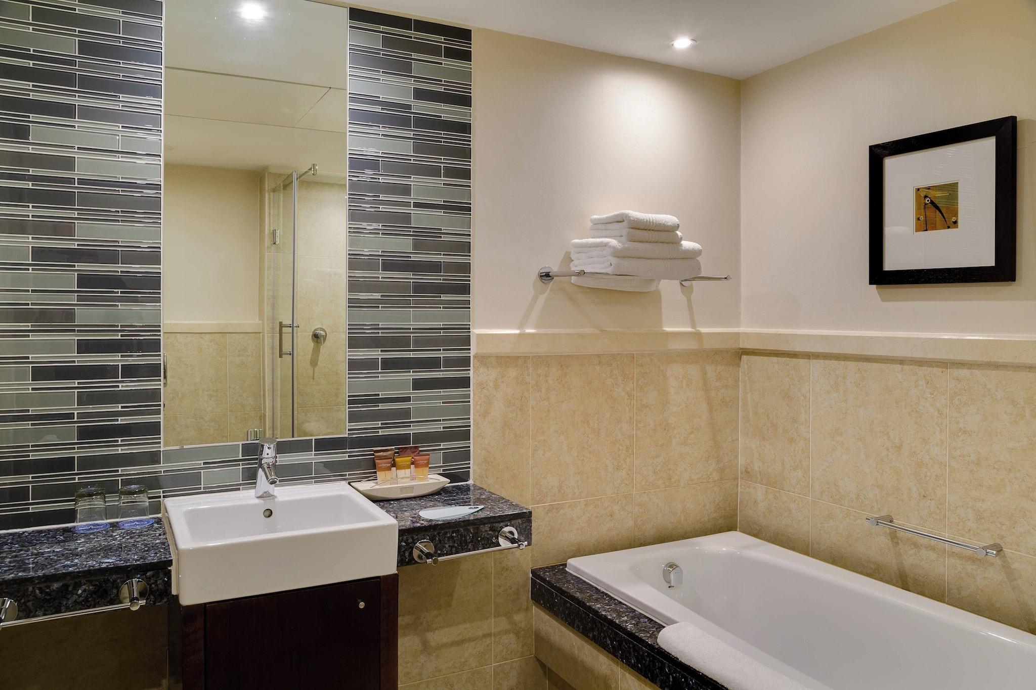 Apartment King Size Bed