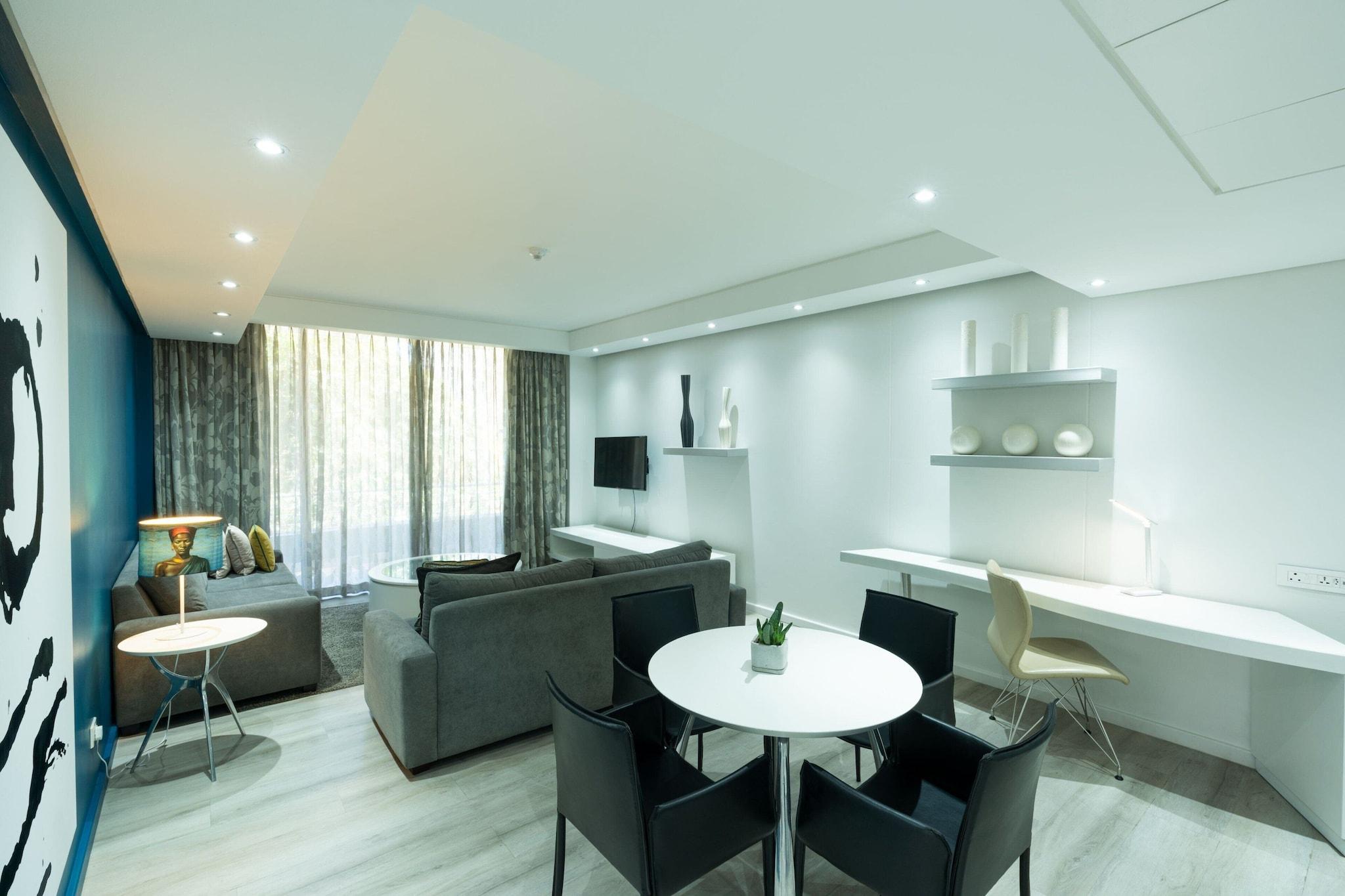 Apartment King Size Bed