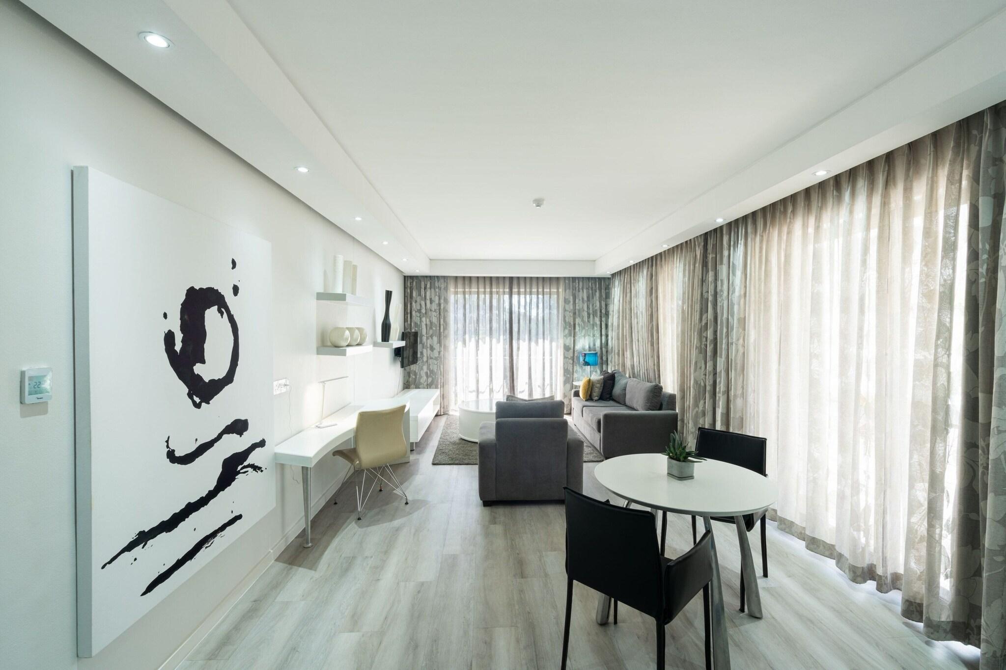 Apartment King Bed One Bedroom 