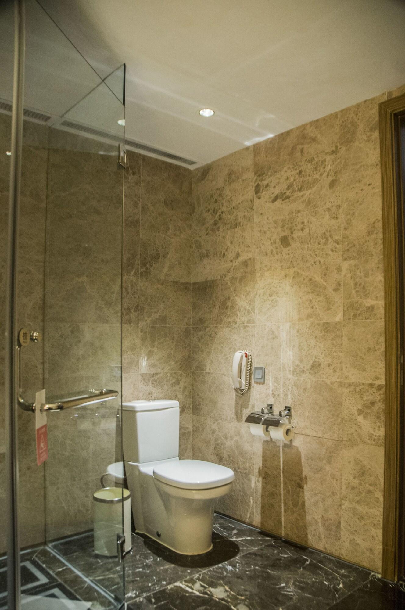 Double Superior King Bed