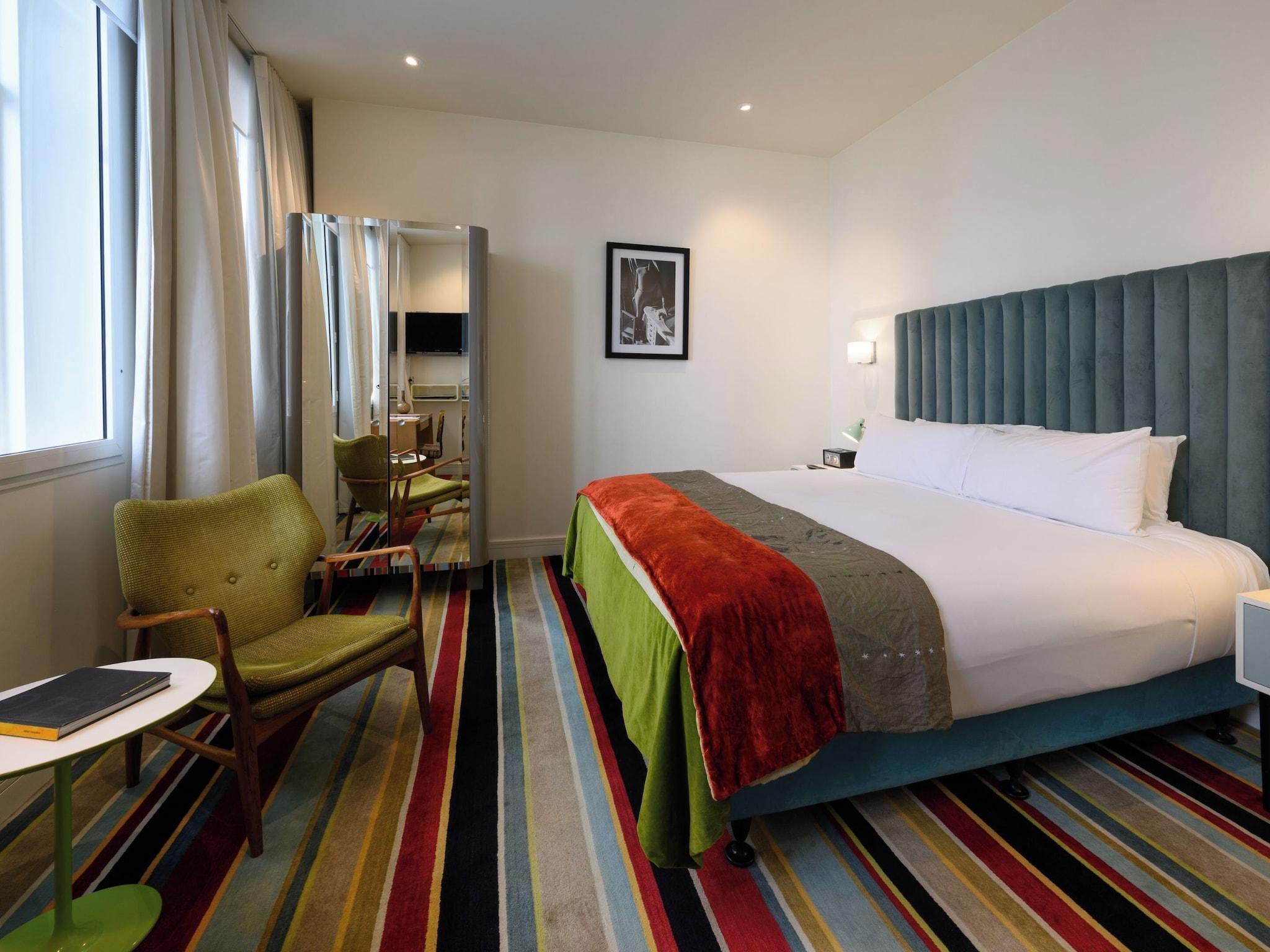 Double Classic King Bed