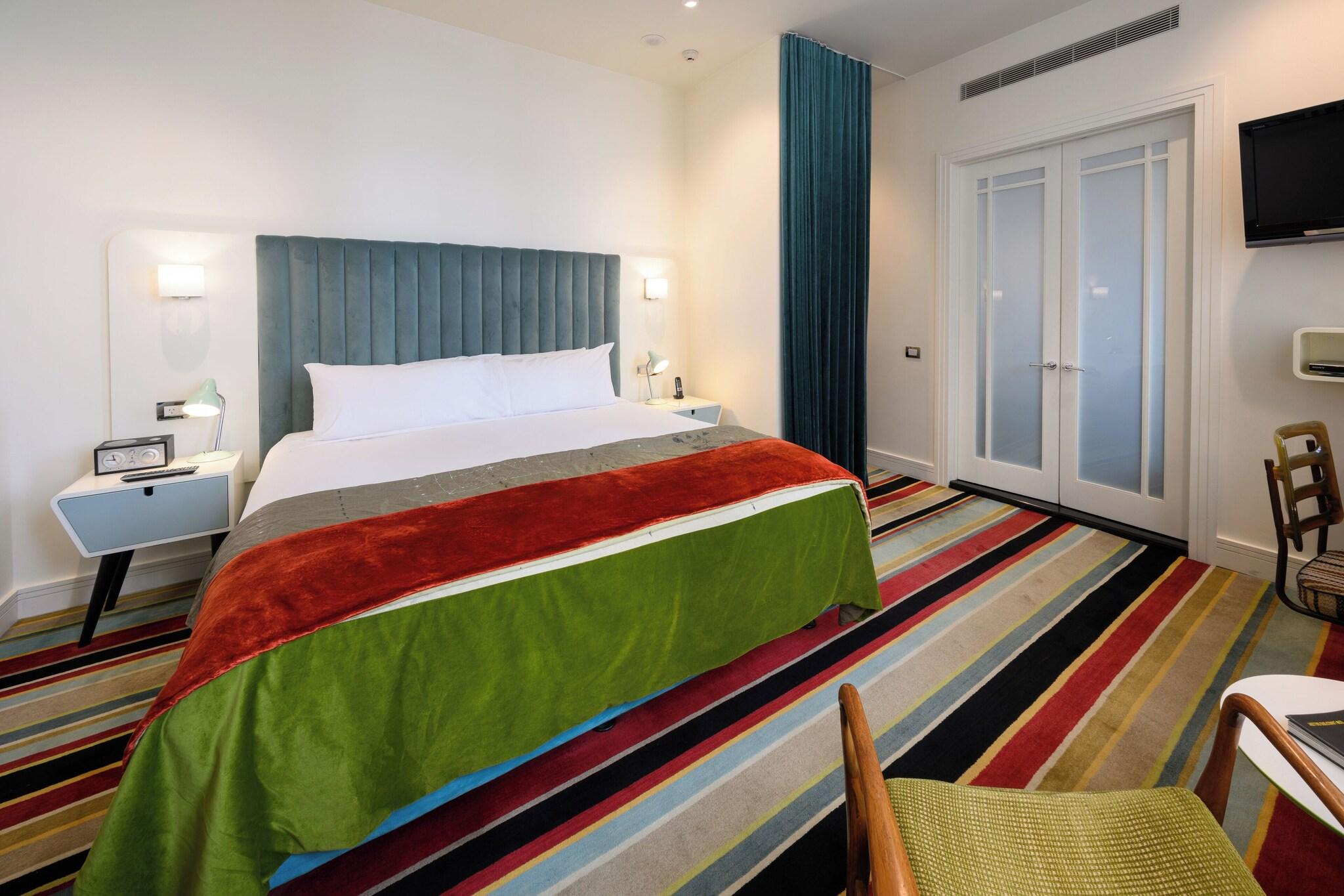 Double Classic King Bed