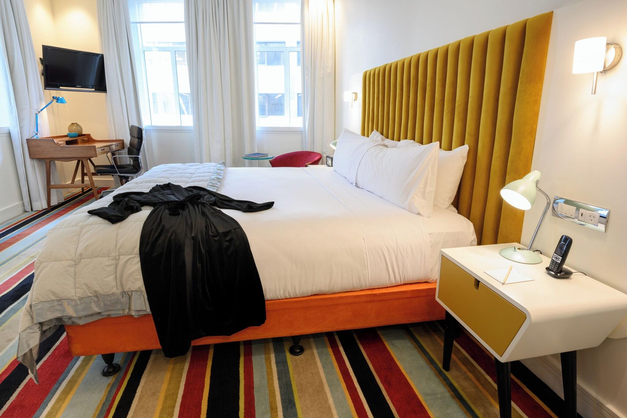 Double Superior King Bed