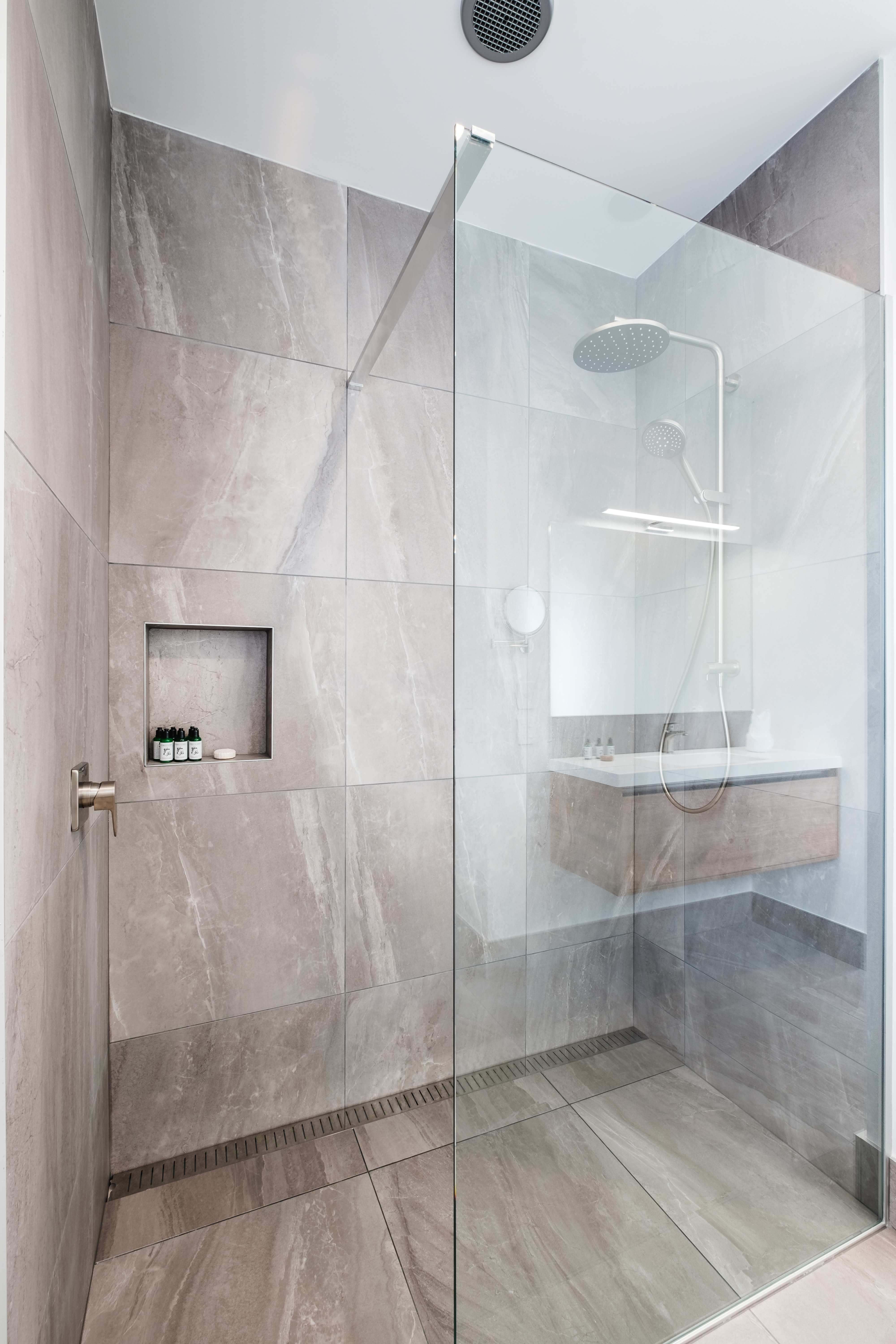 Quadruple Deluxe Two Bedroom