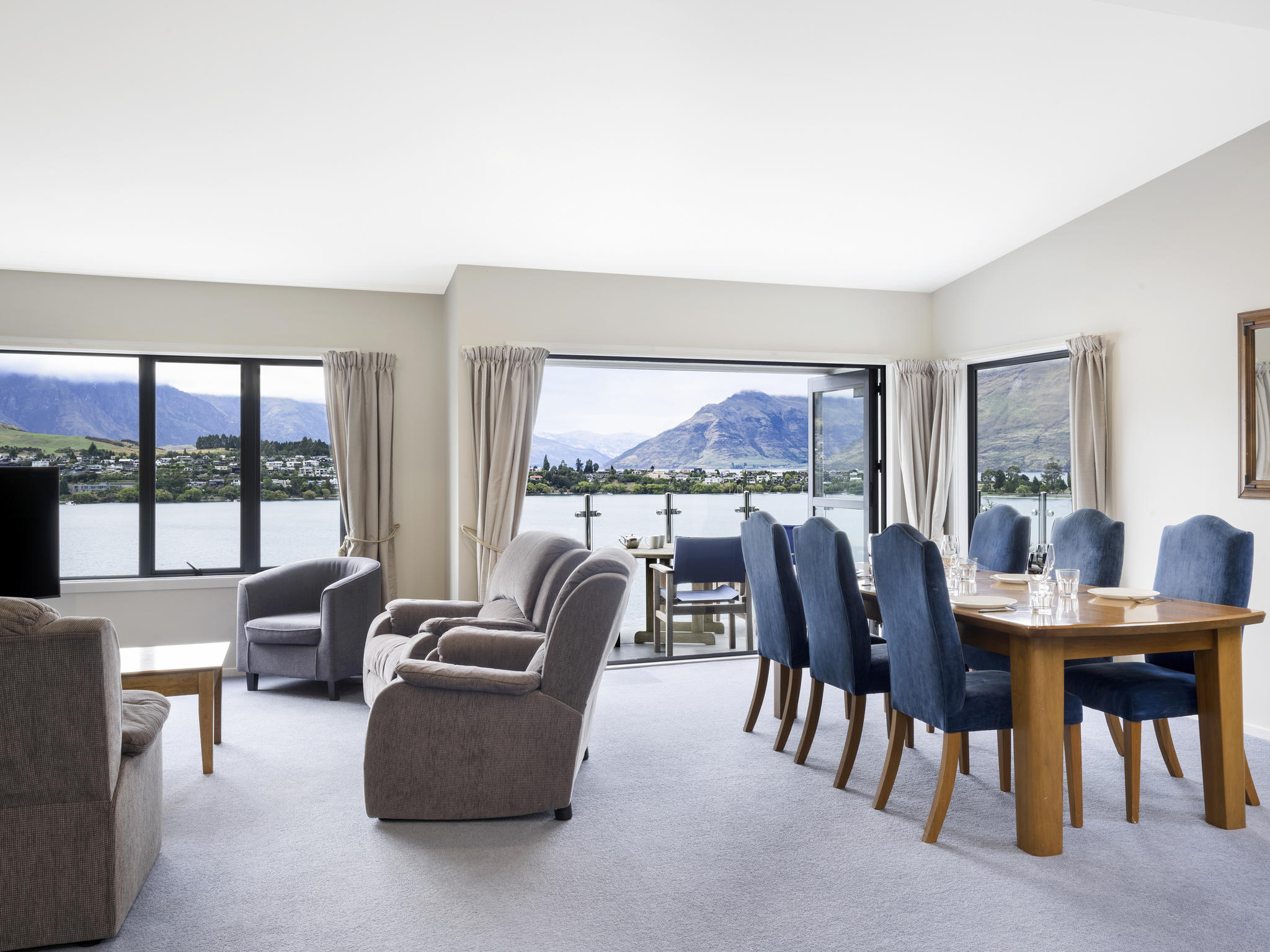 Apartment Three Bedrooms