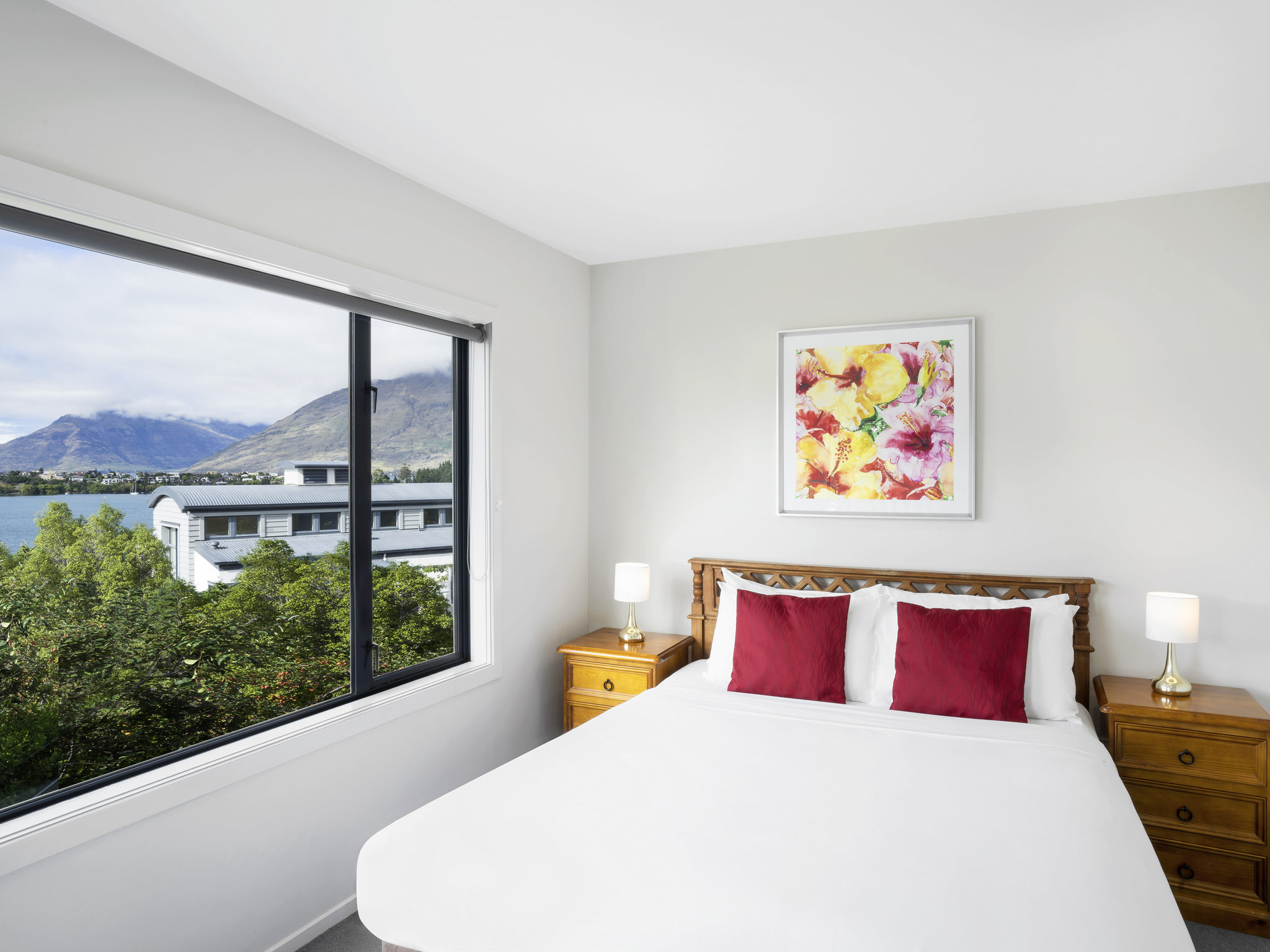 Apartment Two Bedrooms Two Bathrooms