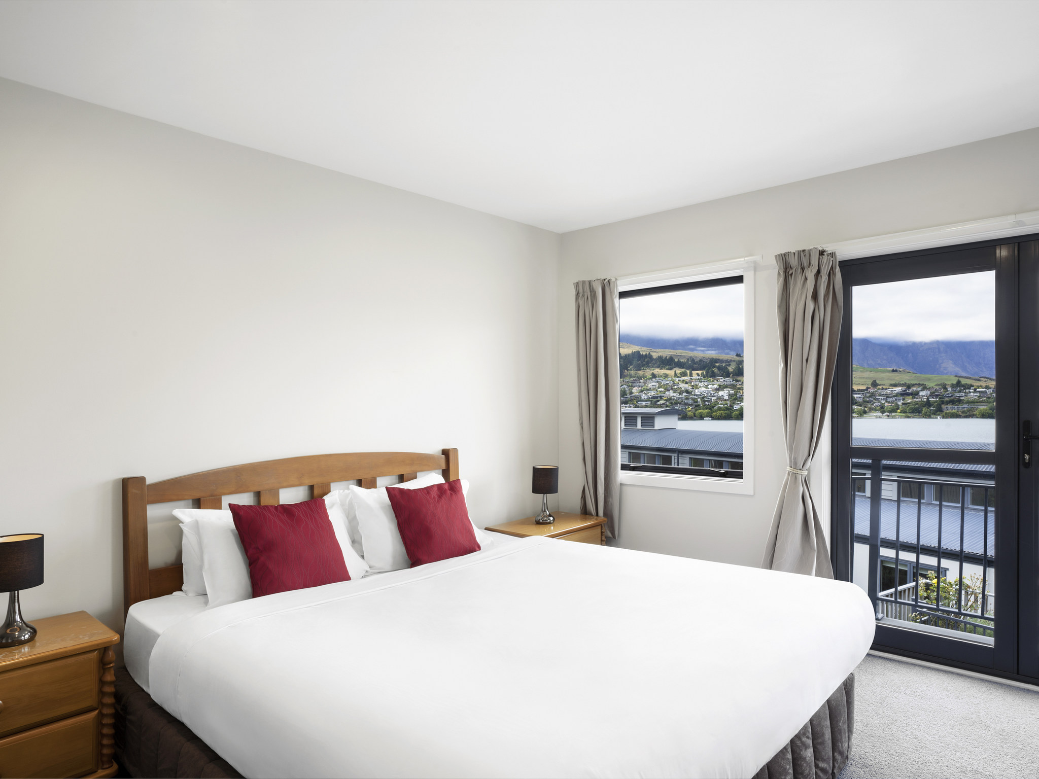 Apartment Three Bedrooms