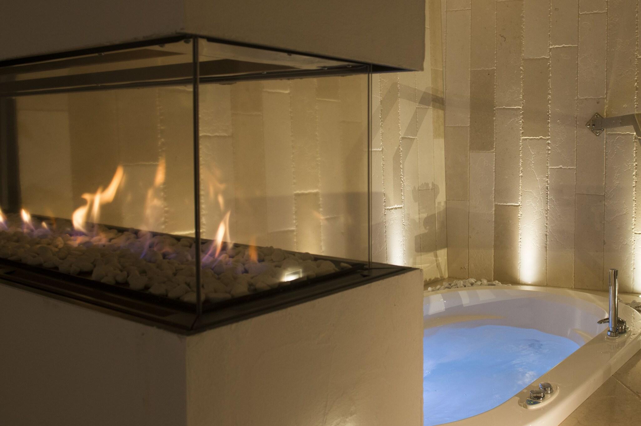 Double Deluxe King Bed