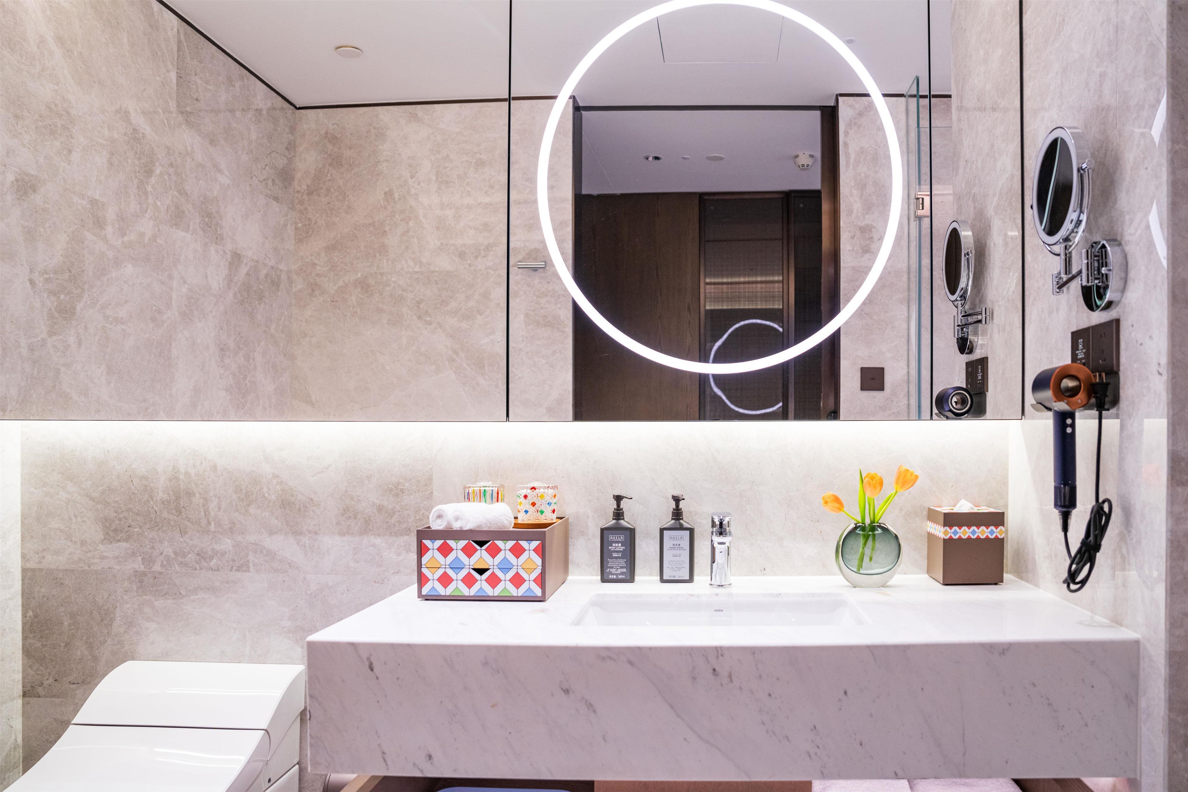 Double Executive King Bed