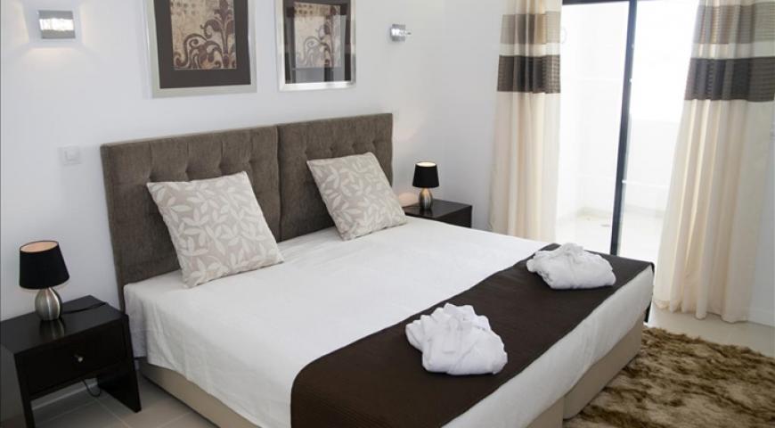 Apartment Pool View One Bedroom