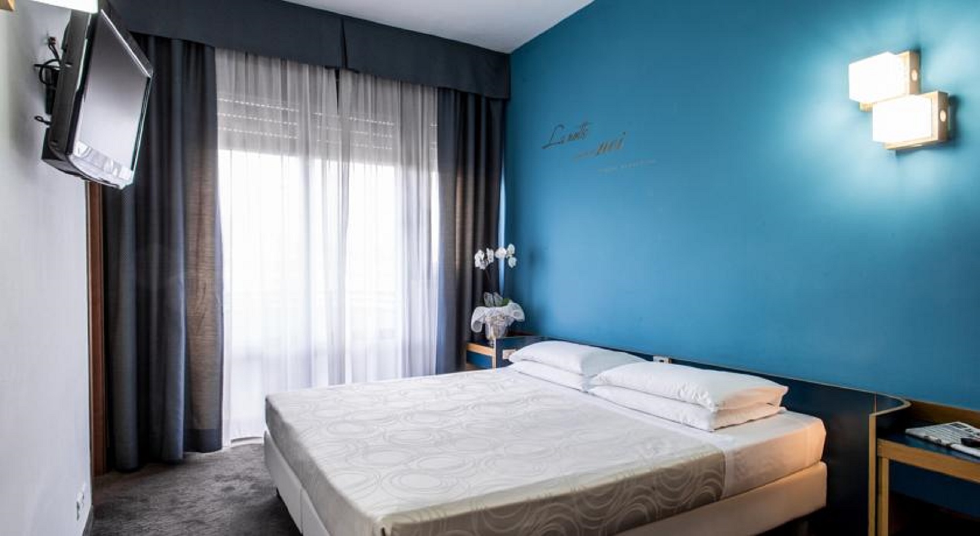 Double or Twin Standard