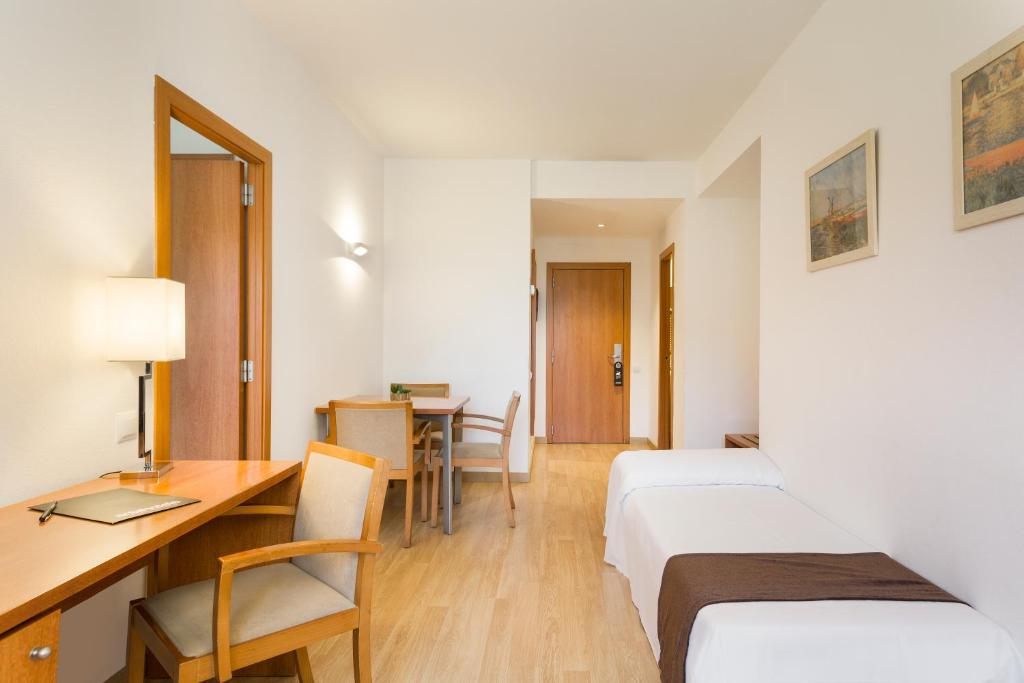 Family Room Standard