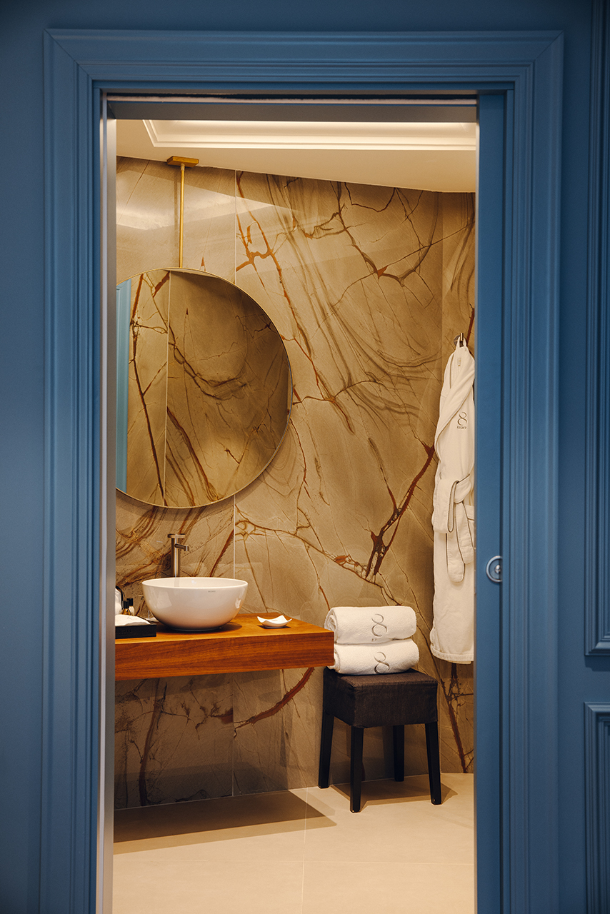 Double or Twin Standard