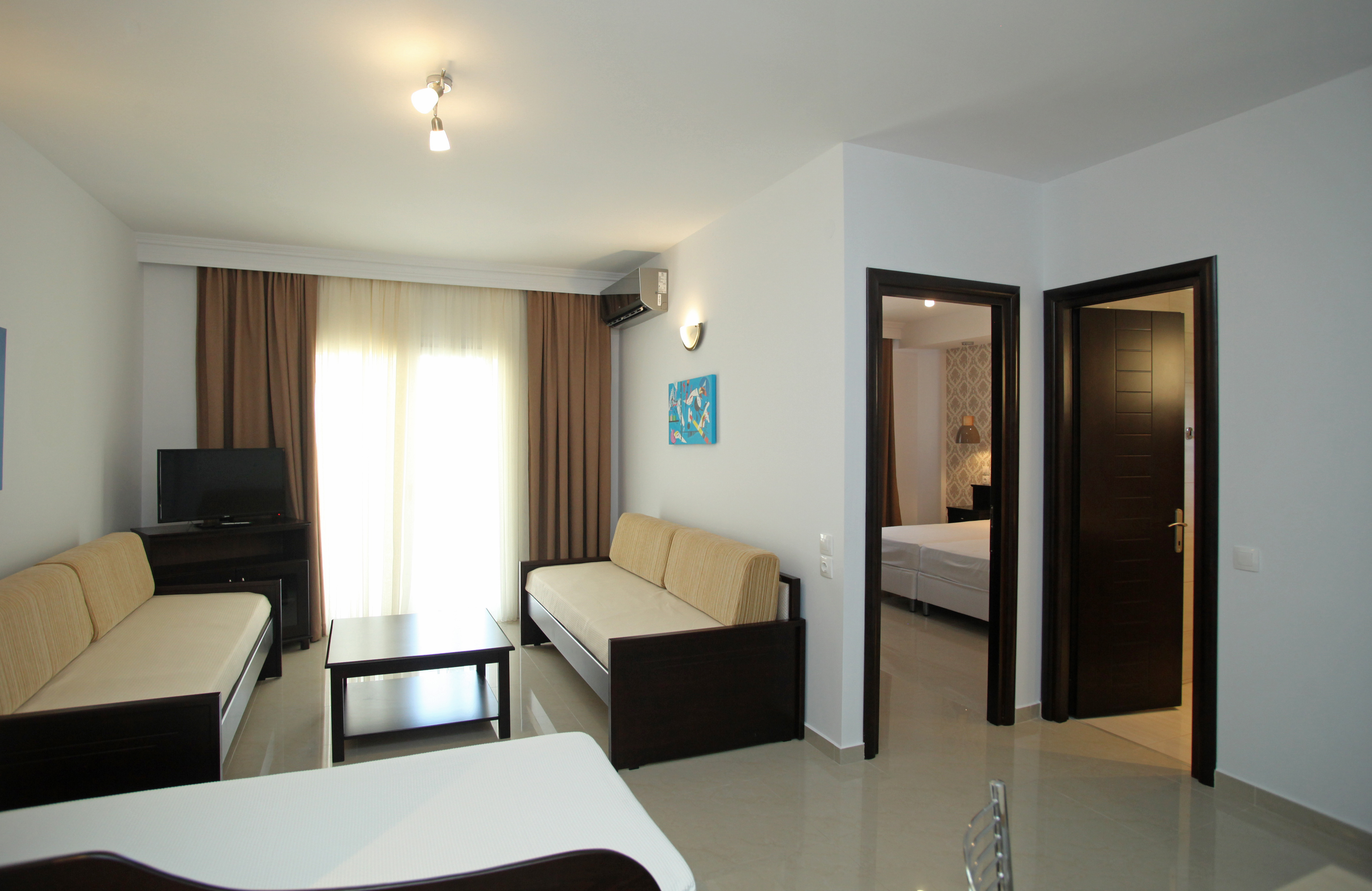 Apartment Capacity 4