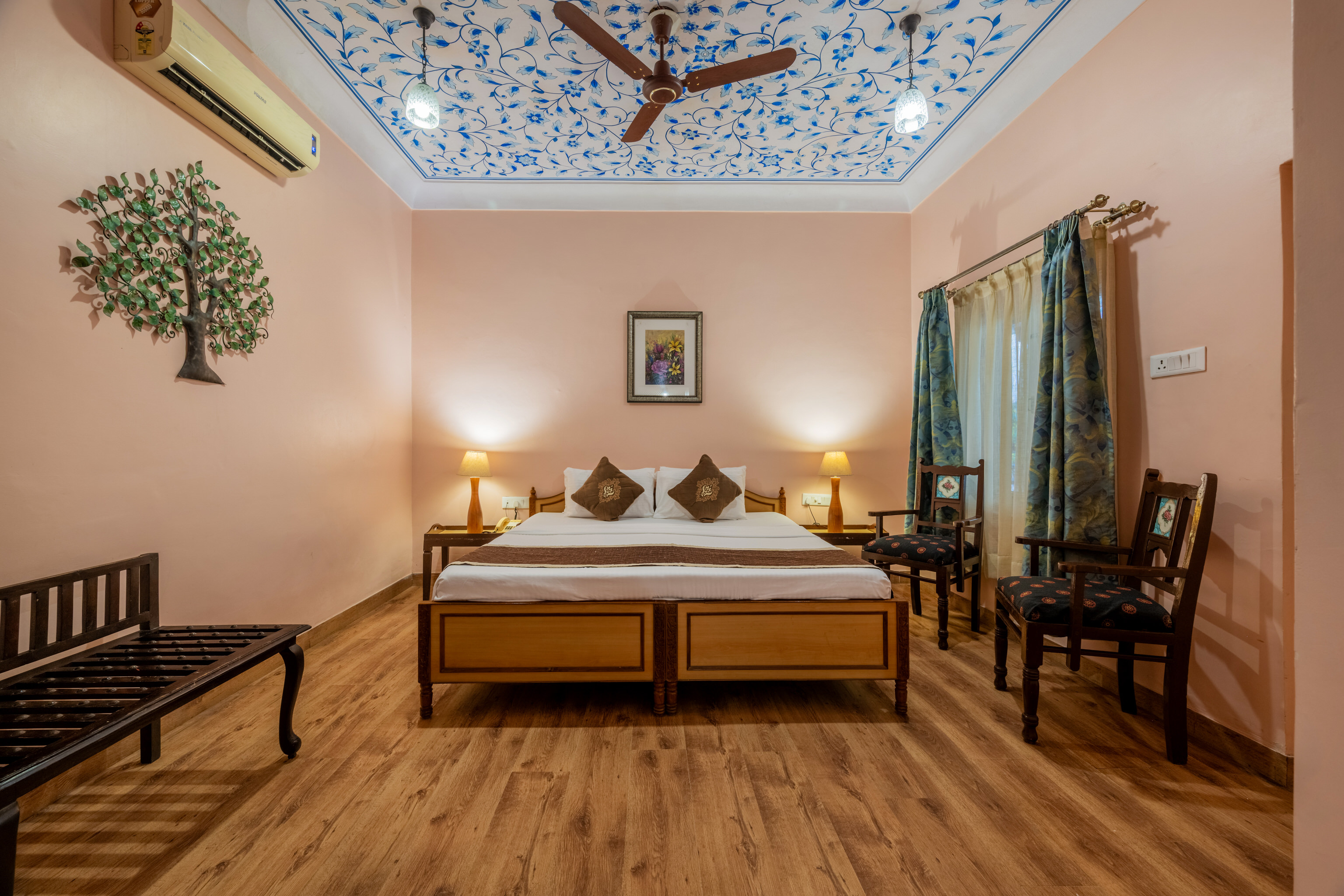 Double or Twin Deluxe