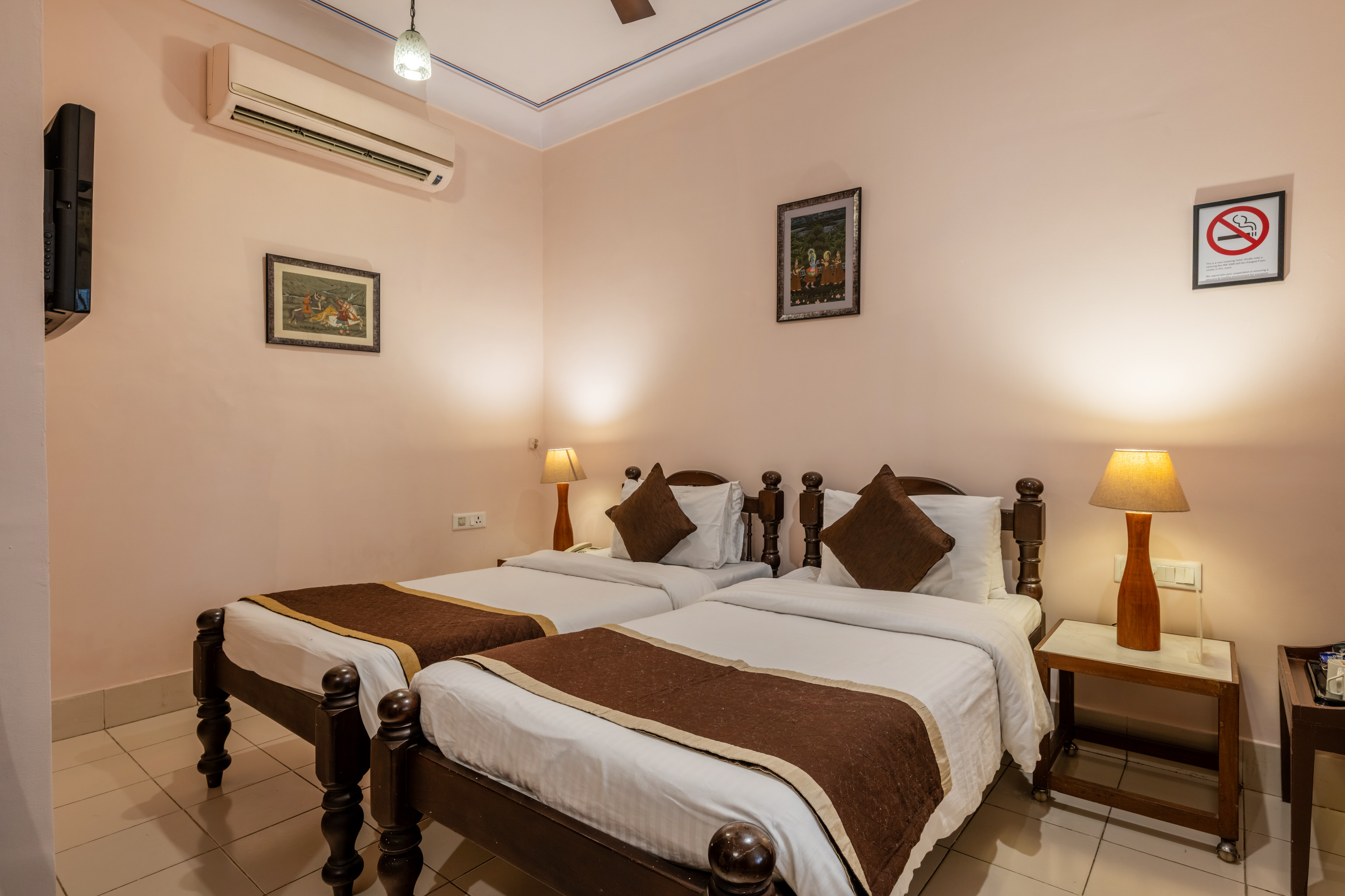 Double or Twin Deluxe