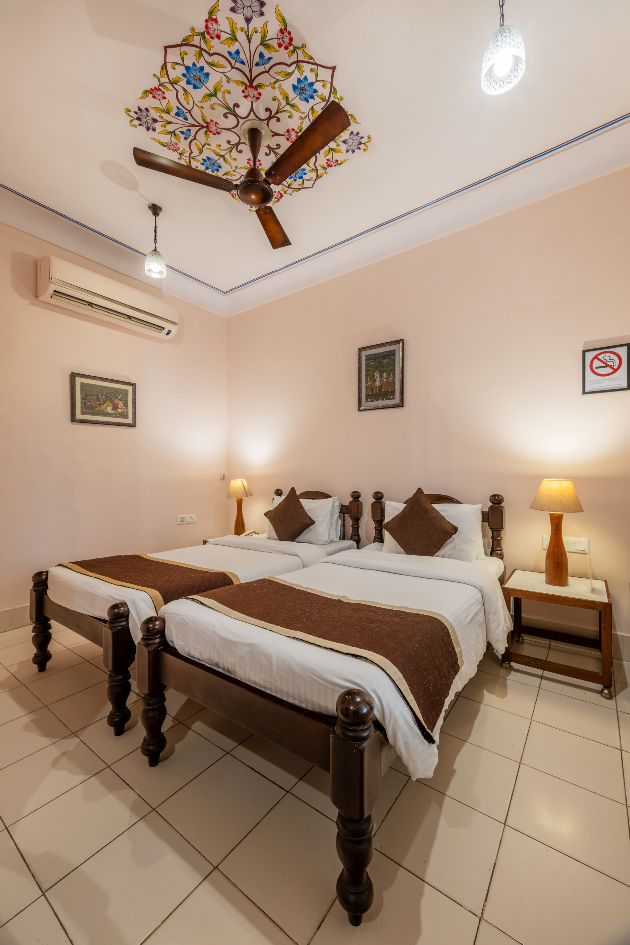 Double or Twin Deluxe