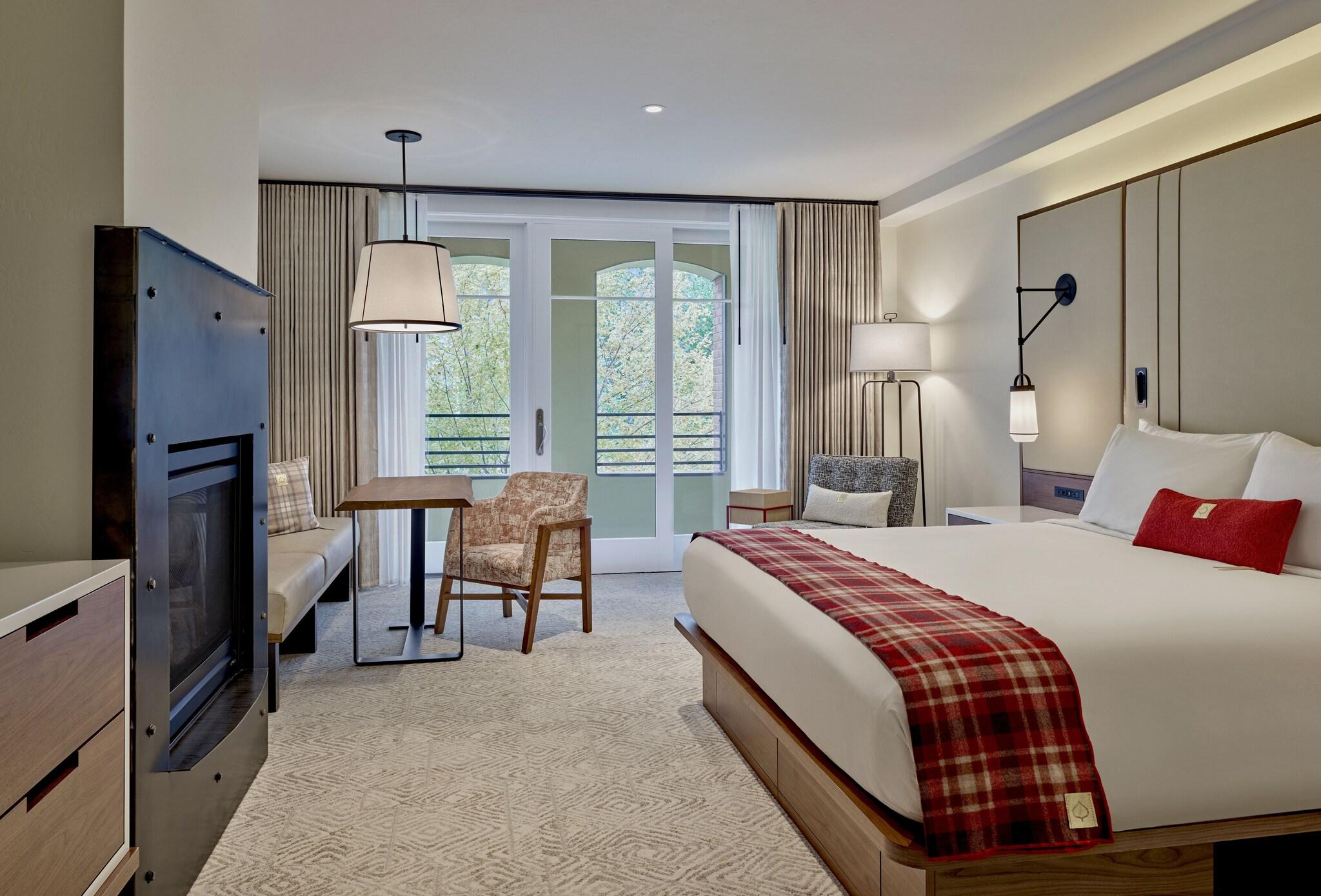 Double Superior King Bed