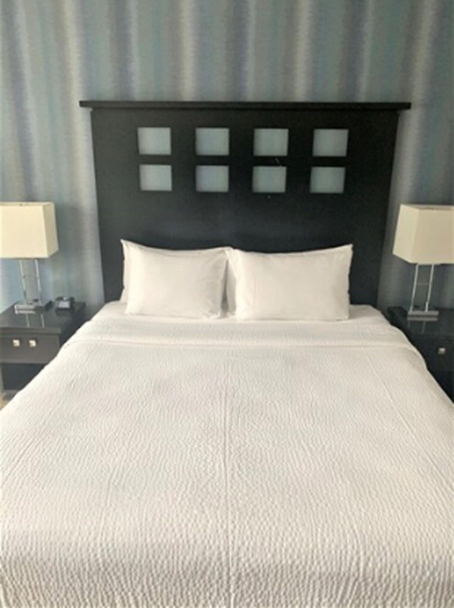 Double Accessible King Size Bed