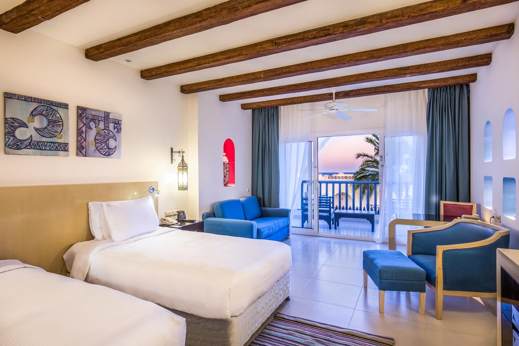 Family Room Garden View