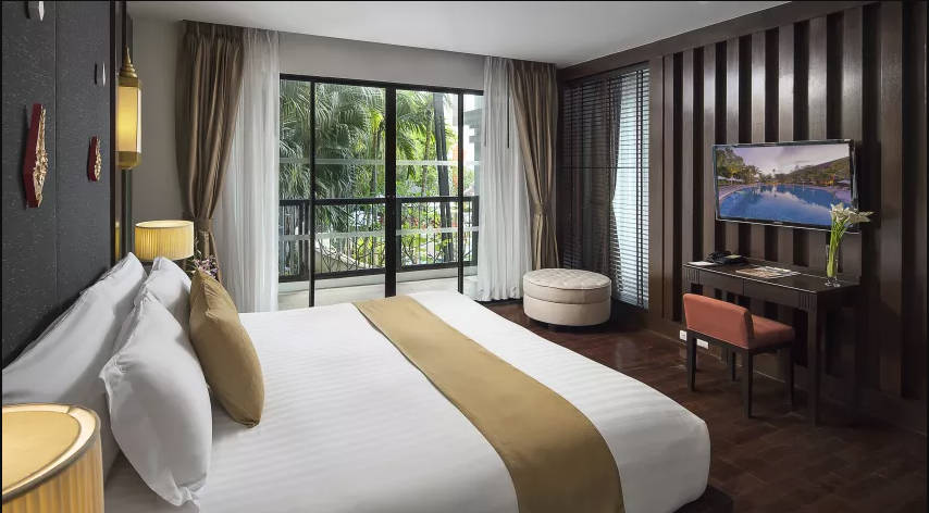 Family Room Pool View