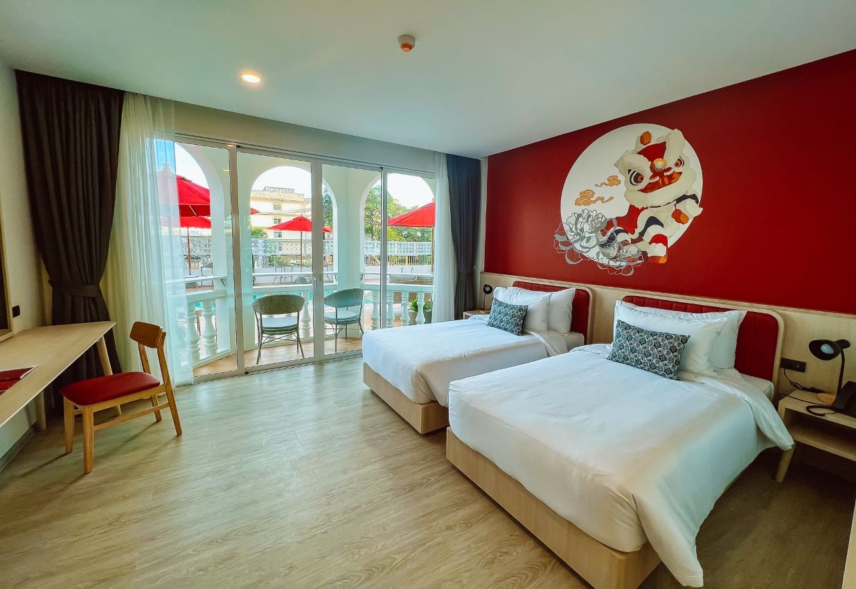 Twin Deluxe with Balcony