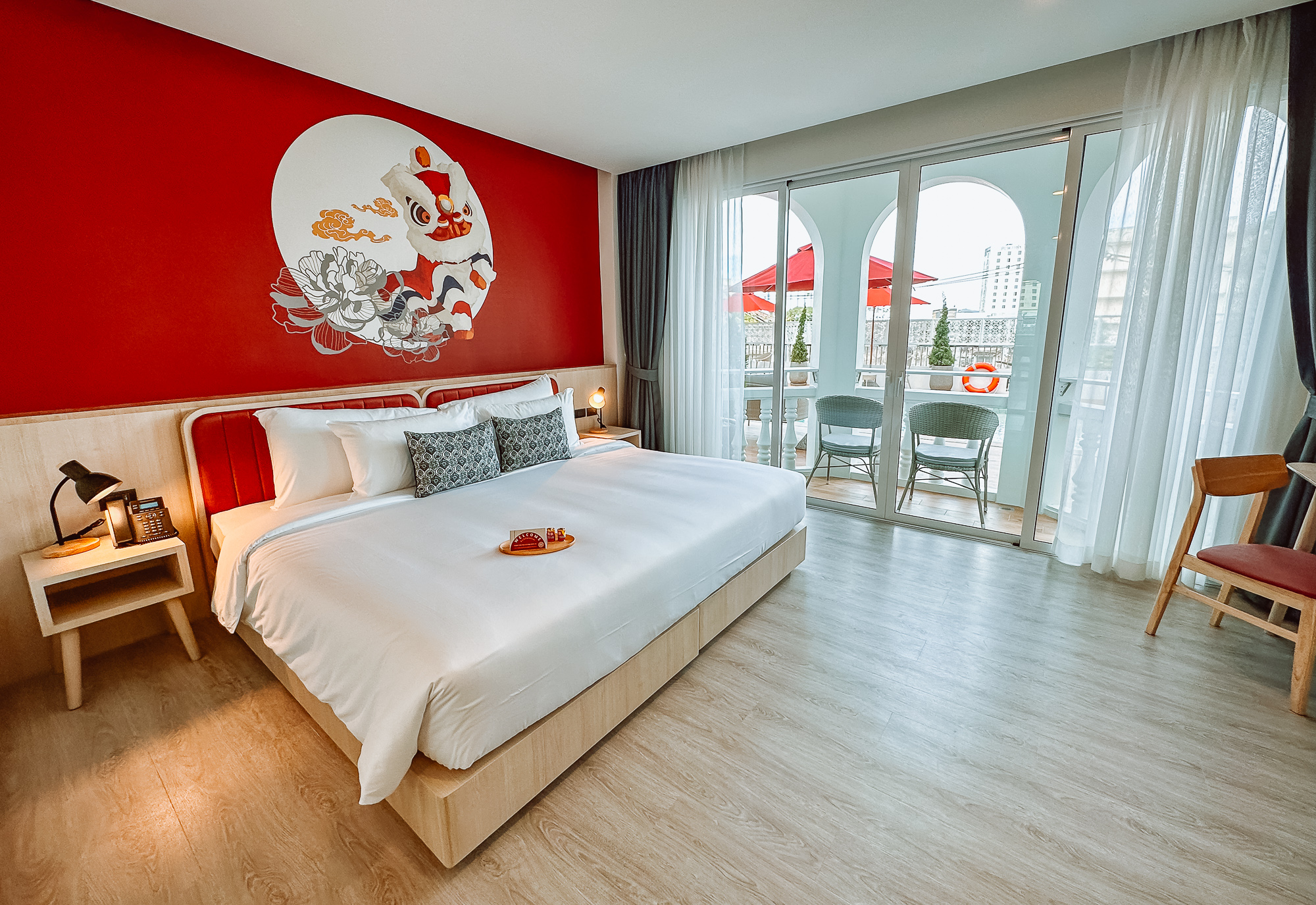 Room Deluxe with Balcony