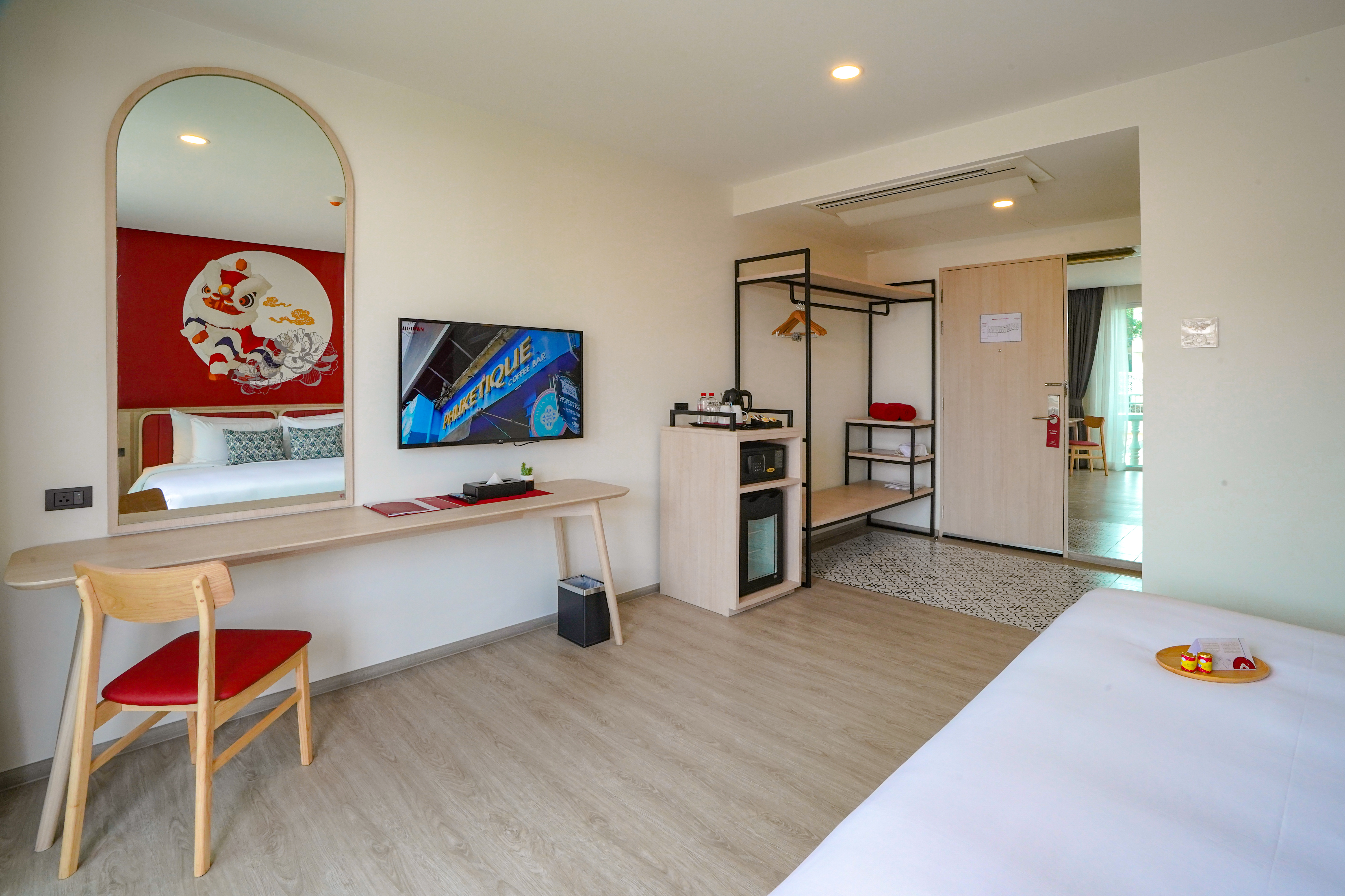 Room Deluxe with Balcony