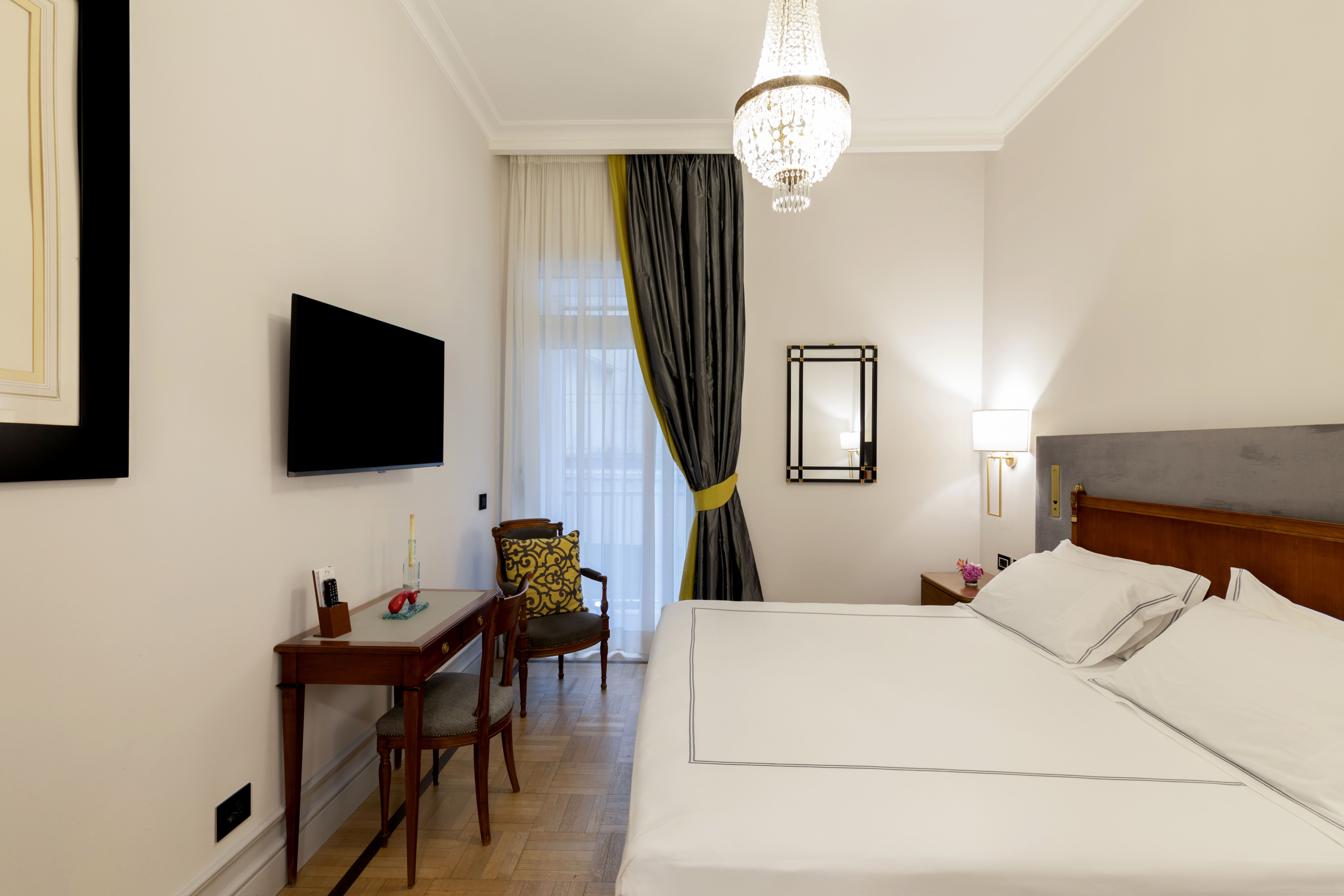 Double or Twin Standard