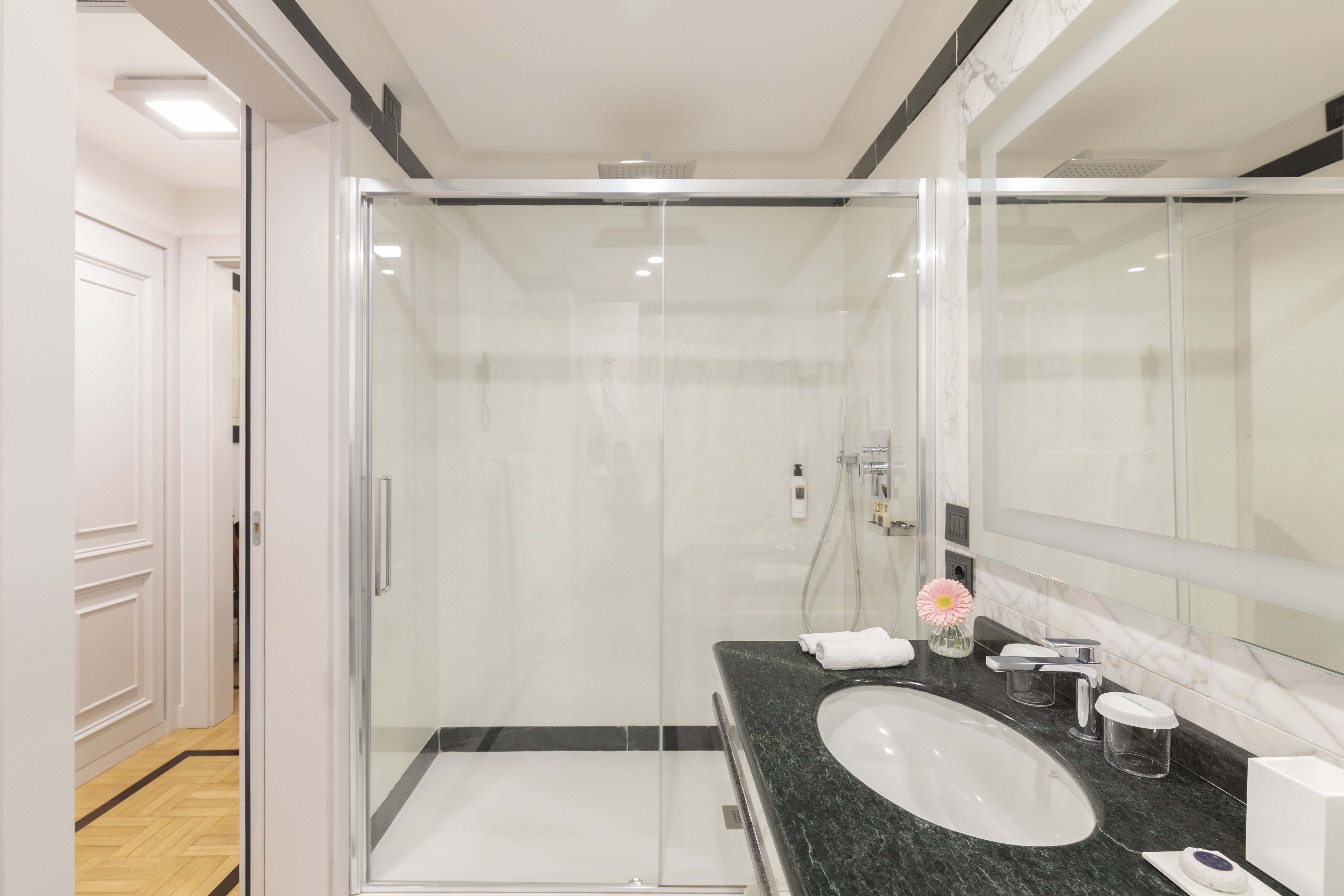 Double or Twin Standard