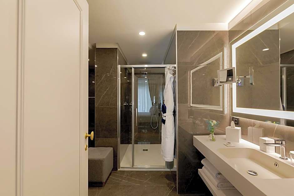 Room Deluxe