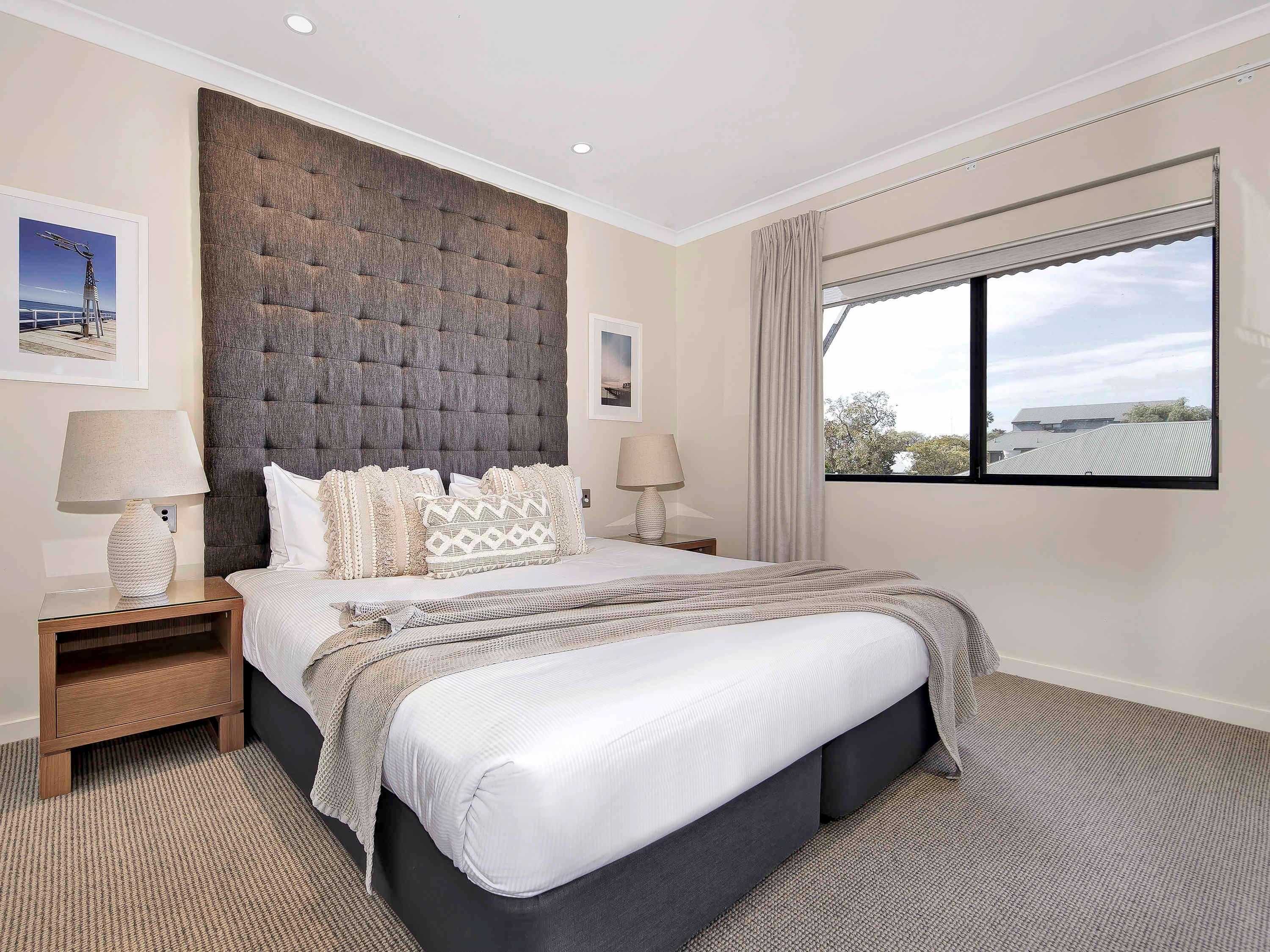 Apartment King Size Bed