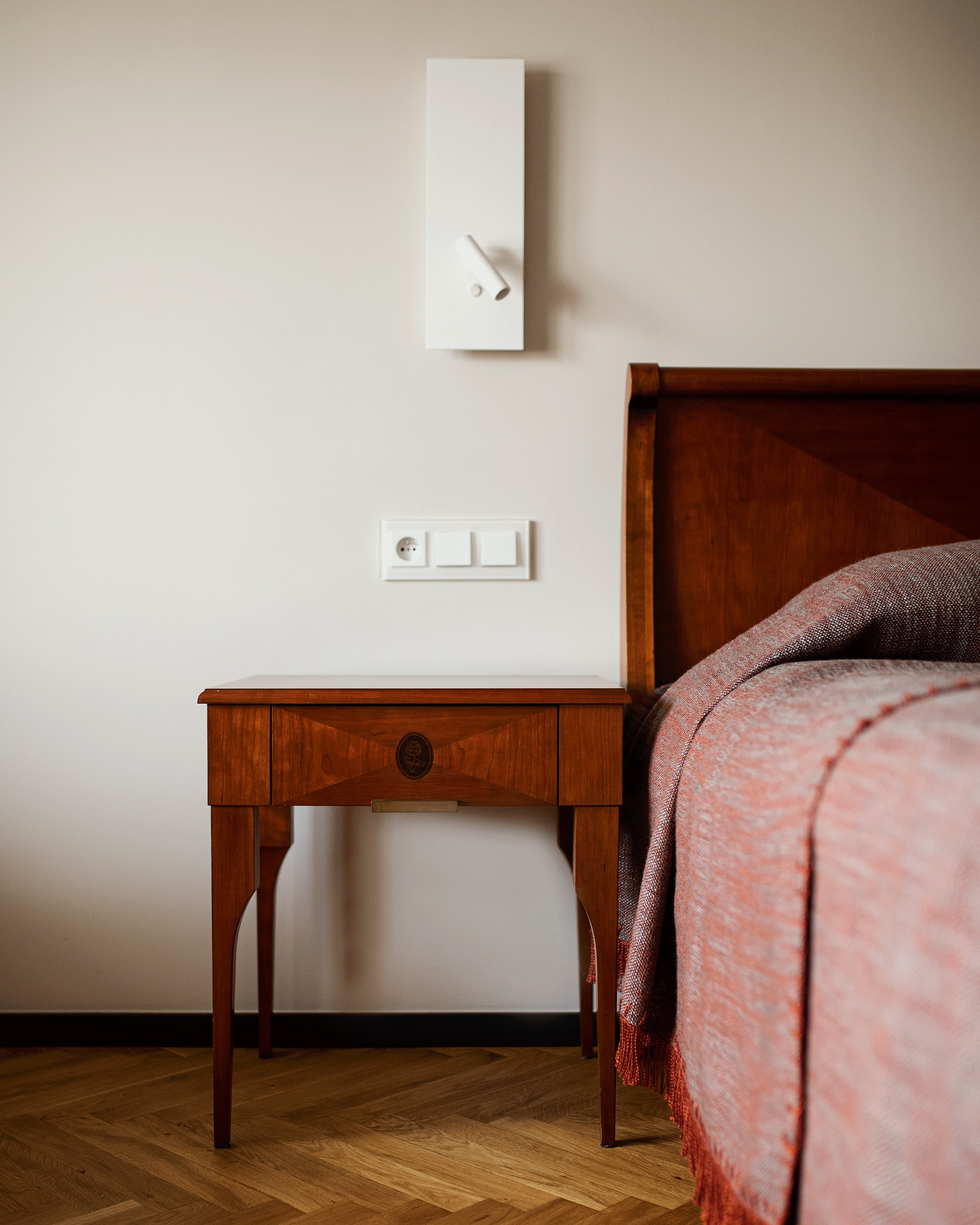 Double or Twin Standard