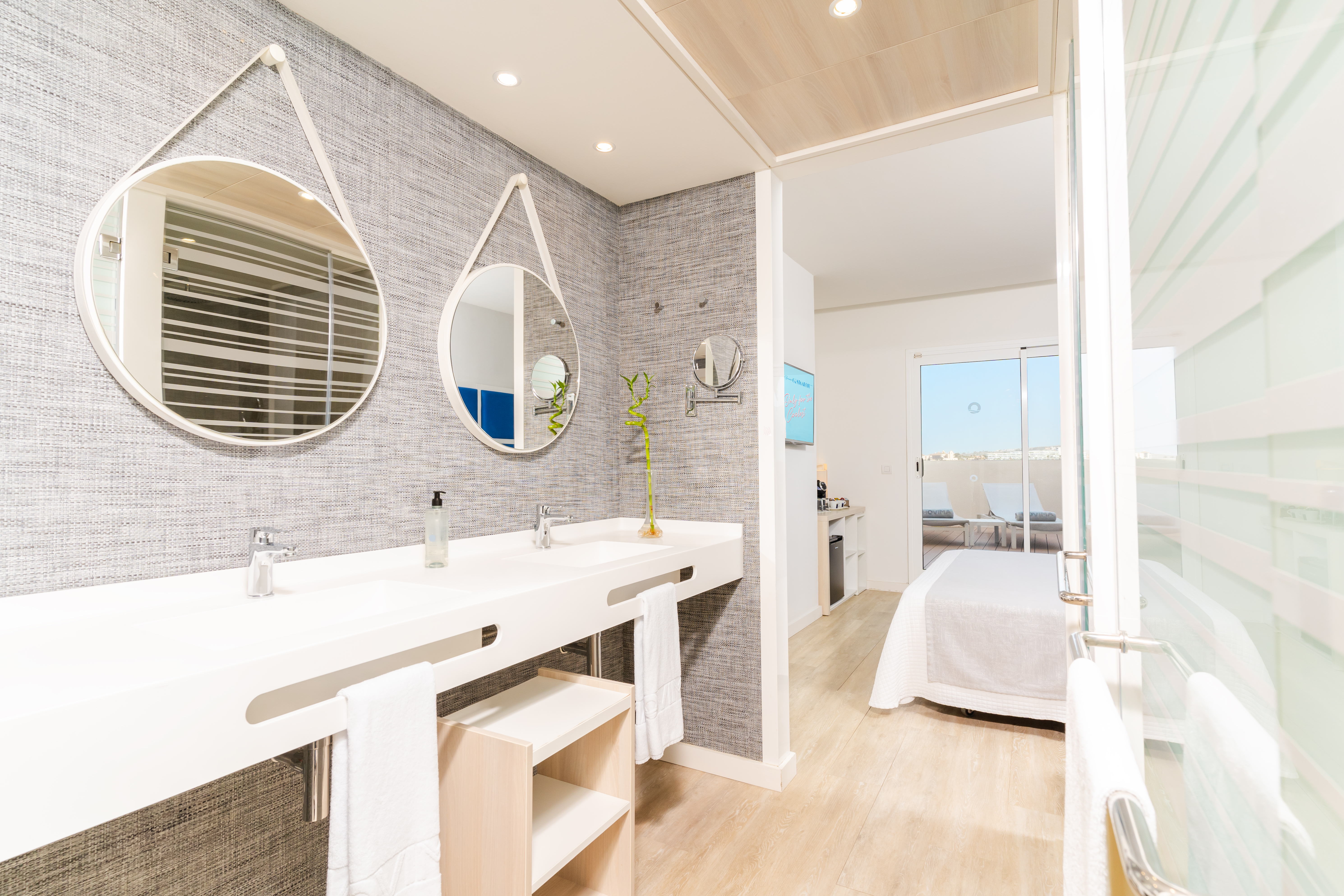 Double or Twin Premium Sea View