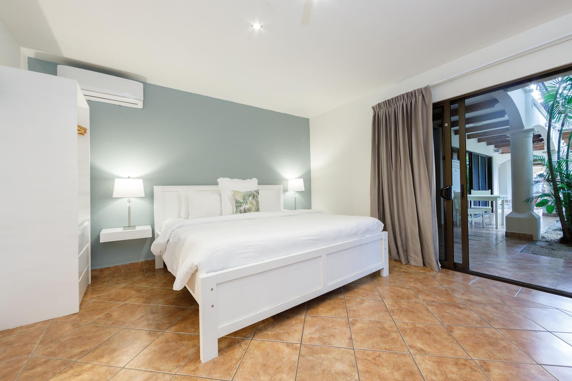 Room Deluxe King Bed