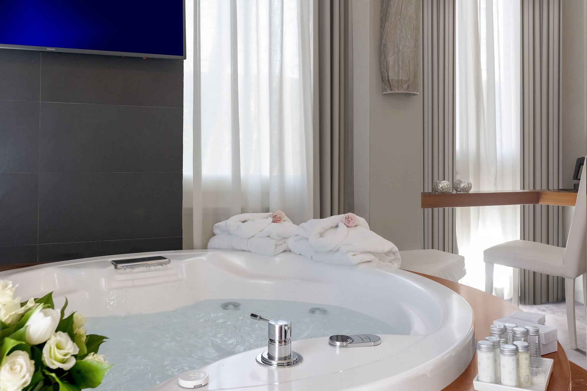 Suite with Double Bed