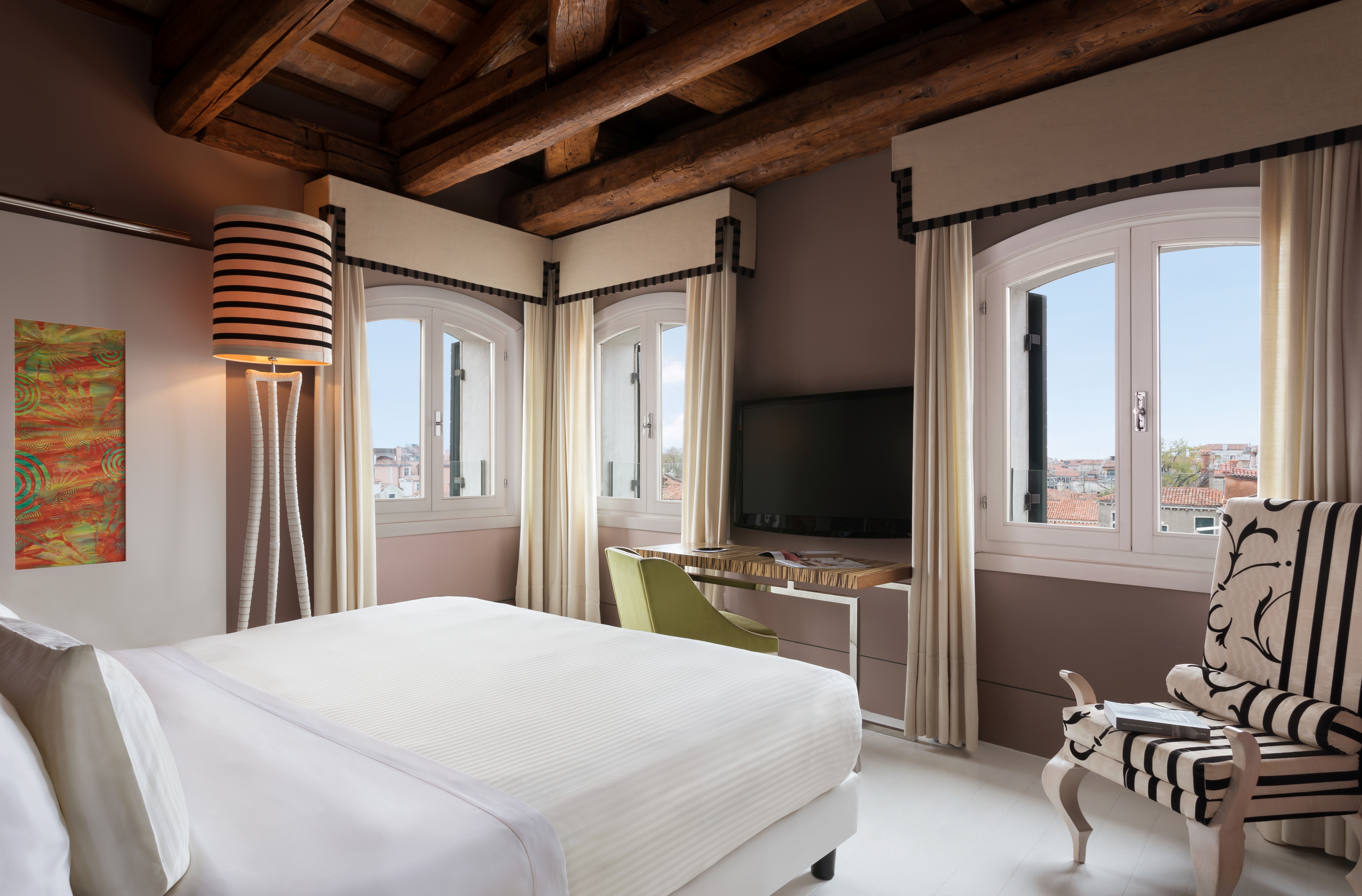 Double Single Superior