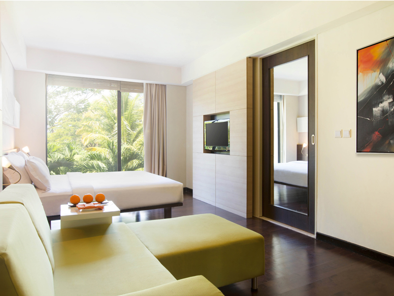 Double Deluxe King Bed