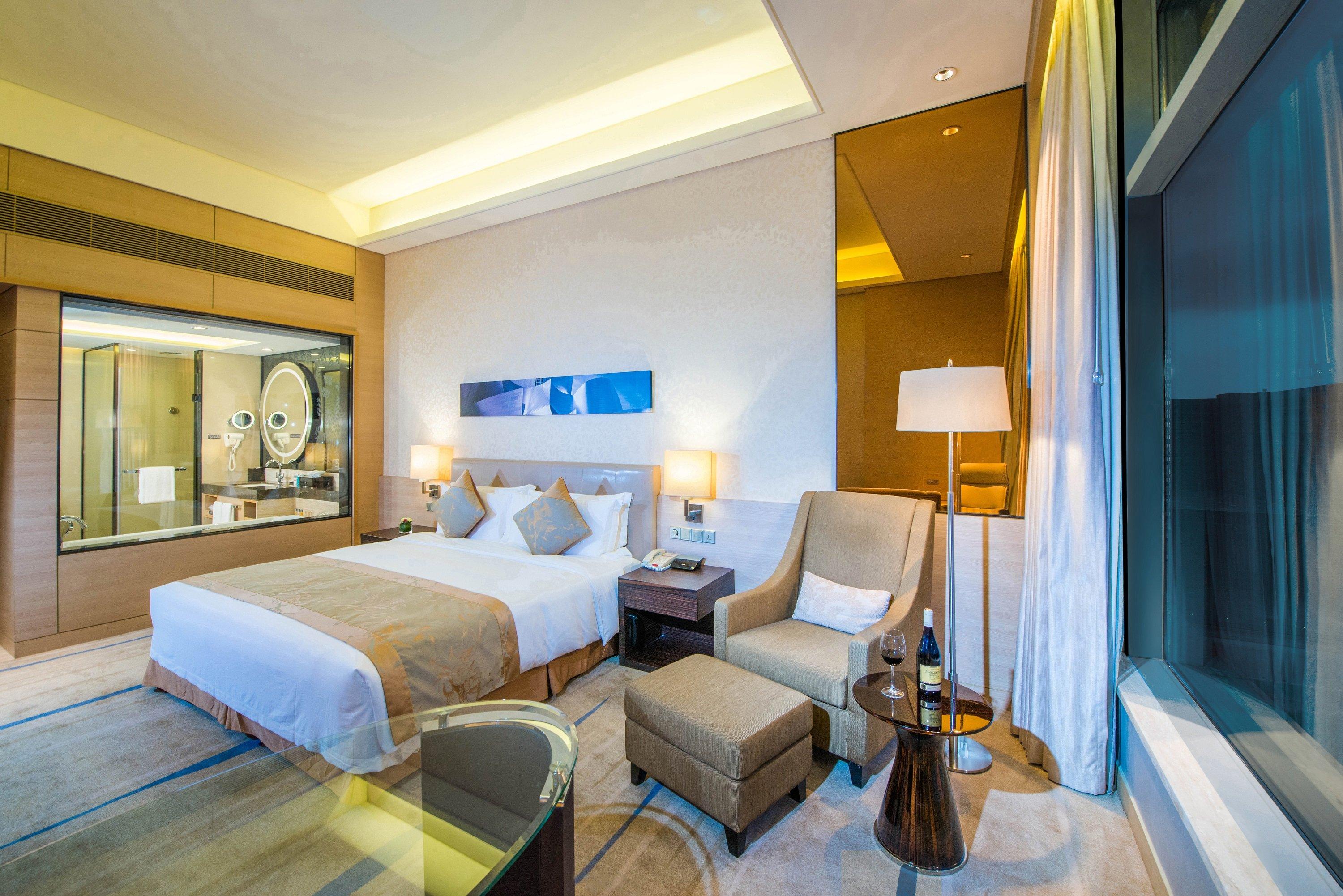 Double City View King Bed