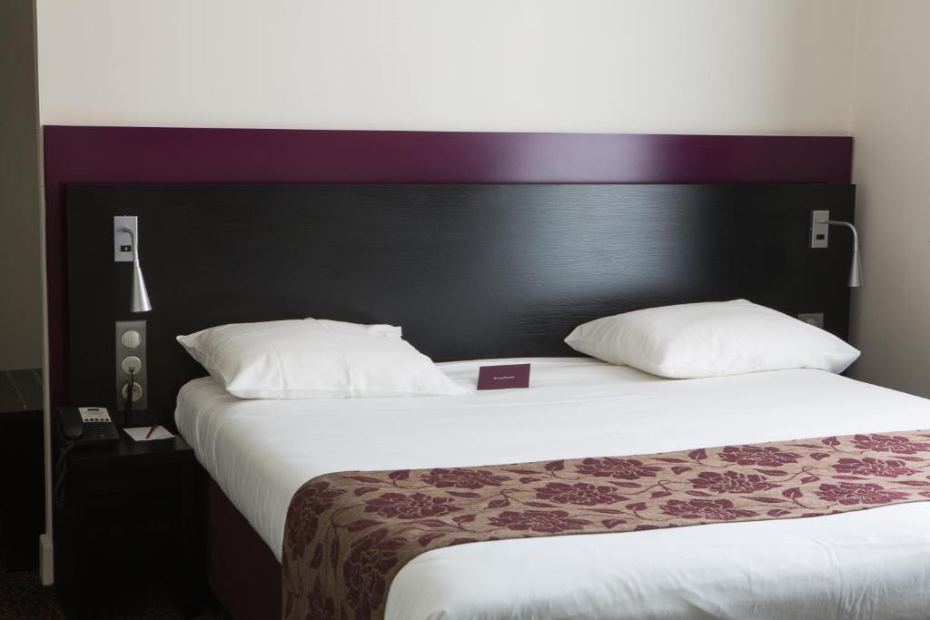 Double Classic Double Bed