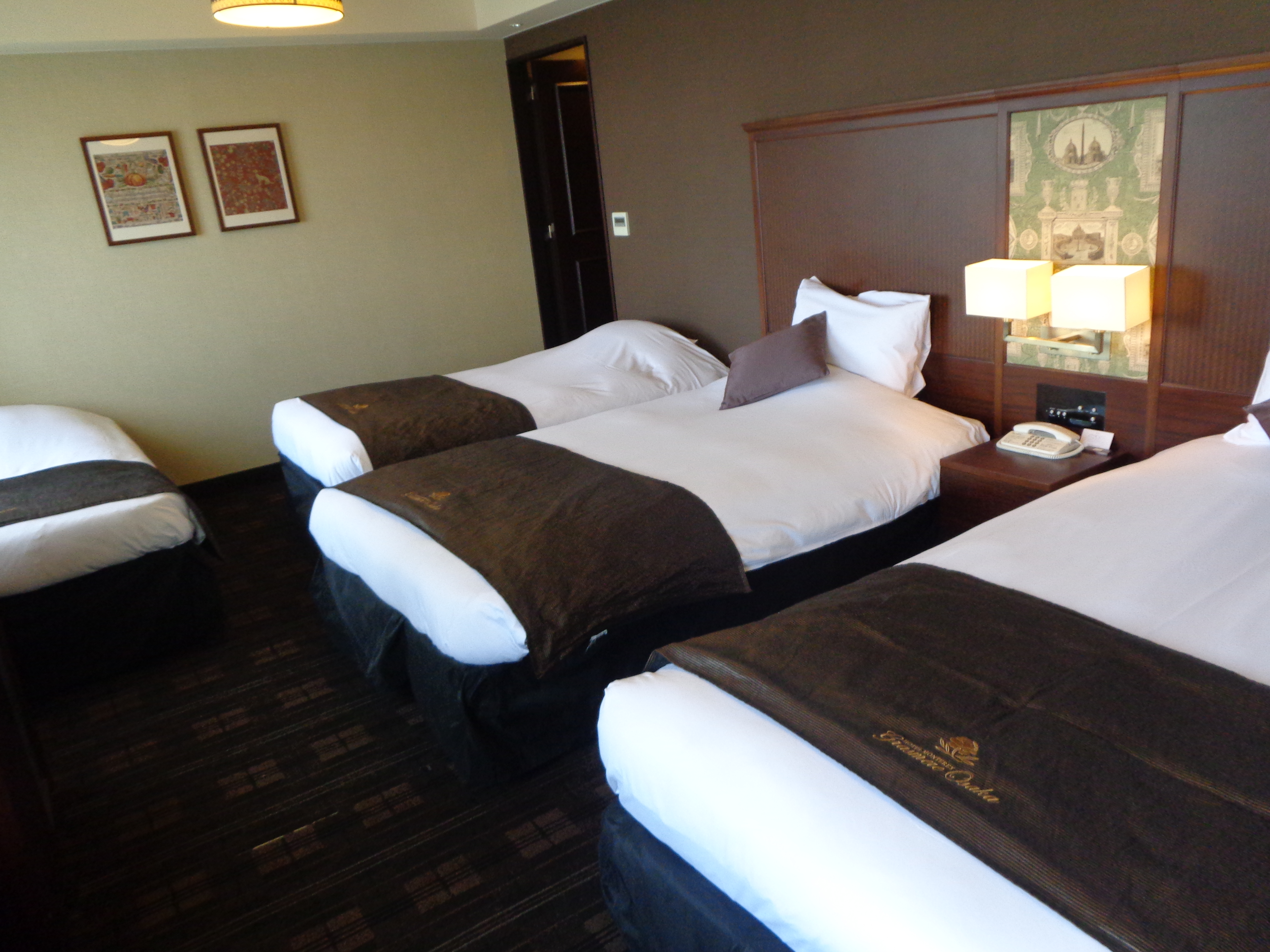 Quadruple Deluxe City View