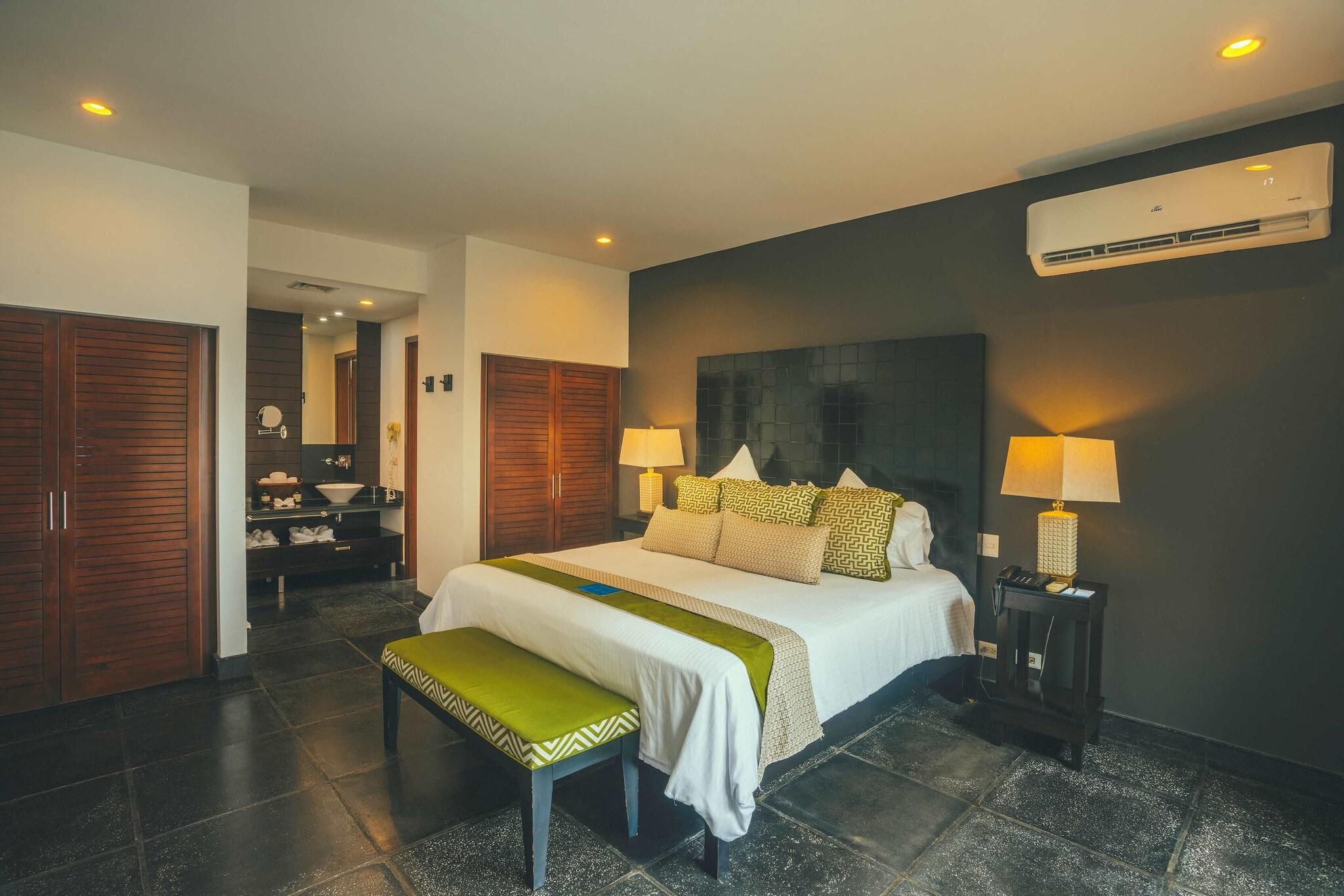 Room Penthouse with Views