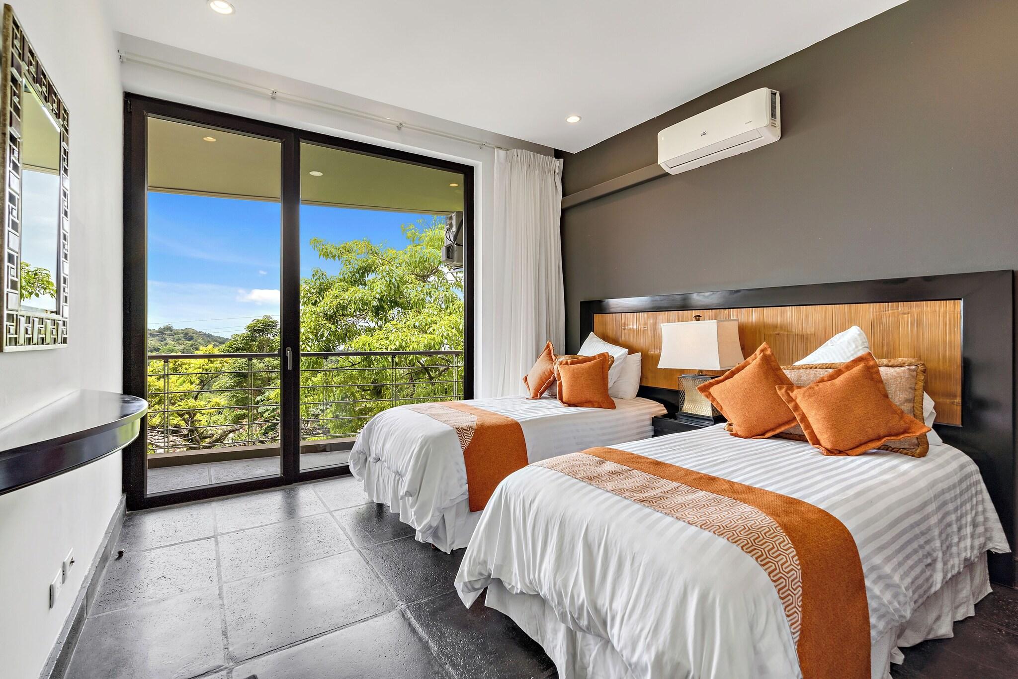 Suite Guest Room Ocean View