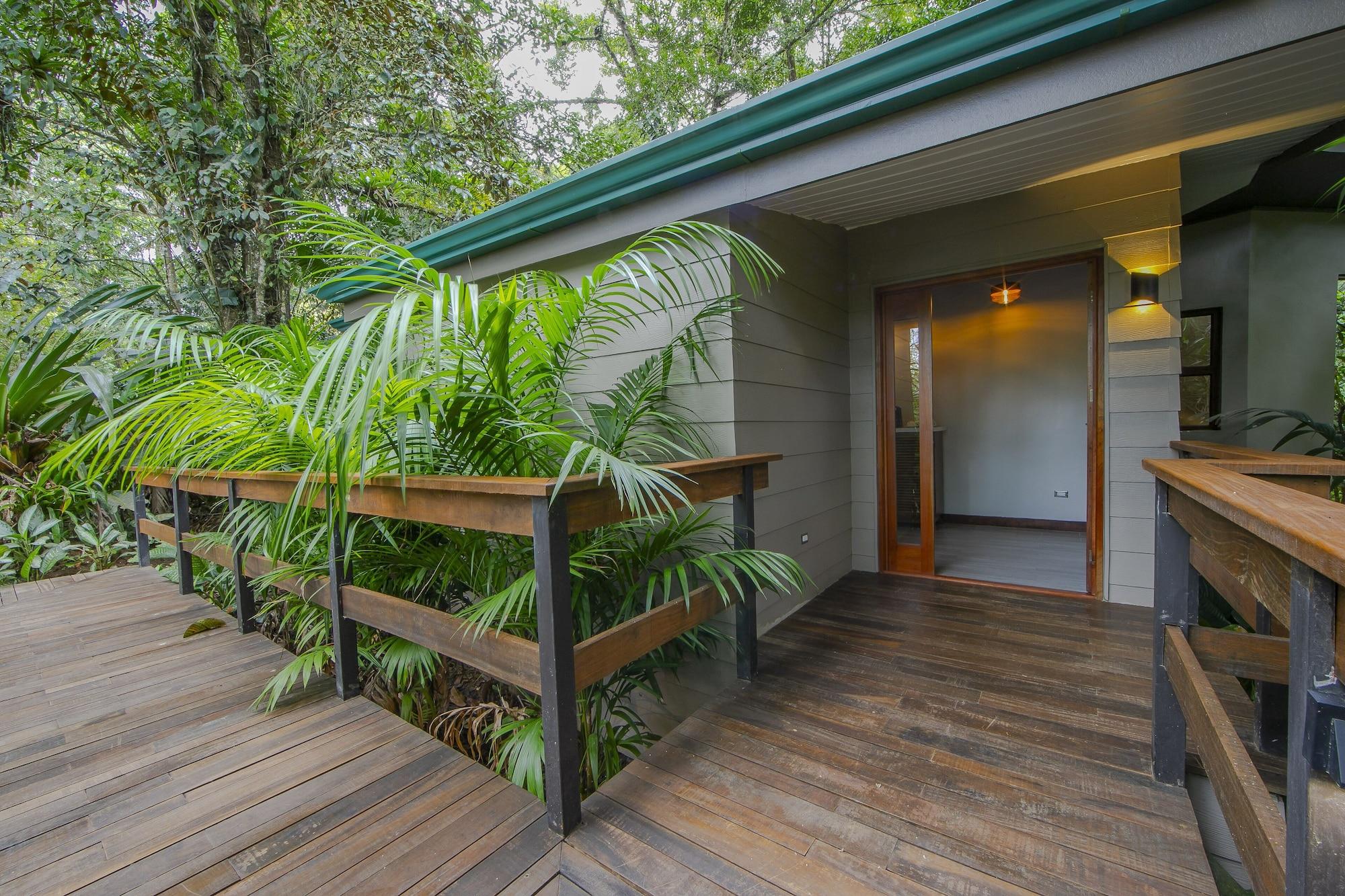 Bungalow King Size Bed