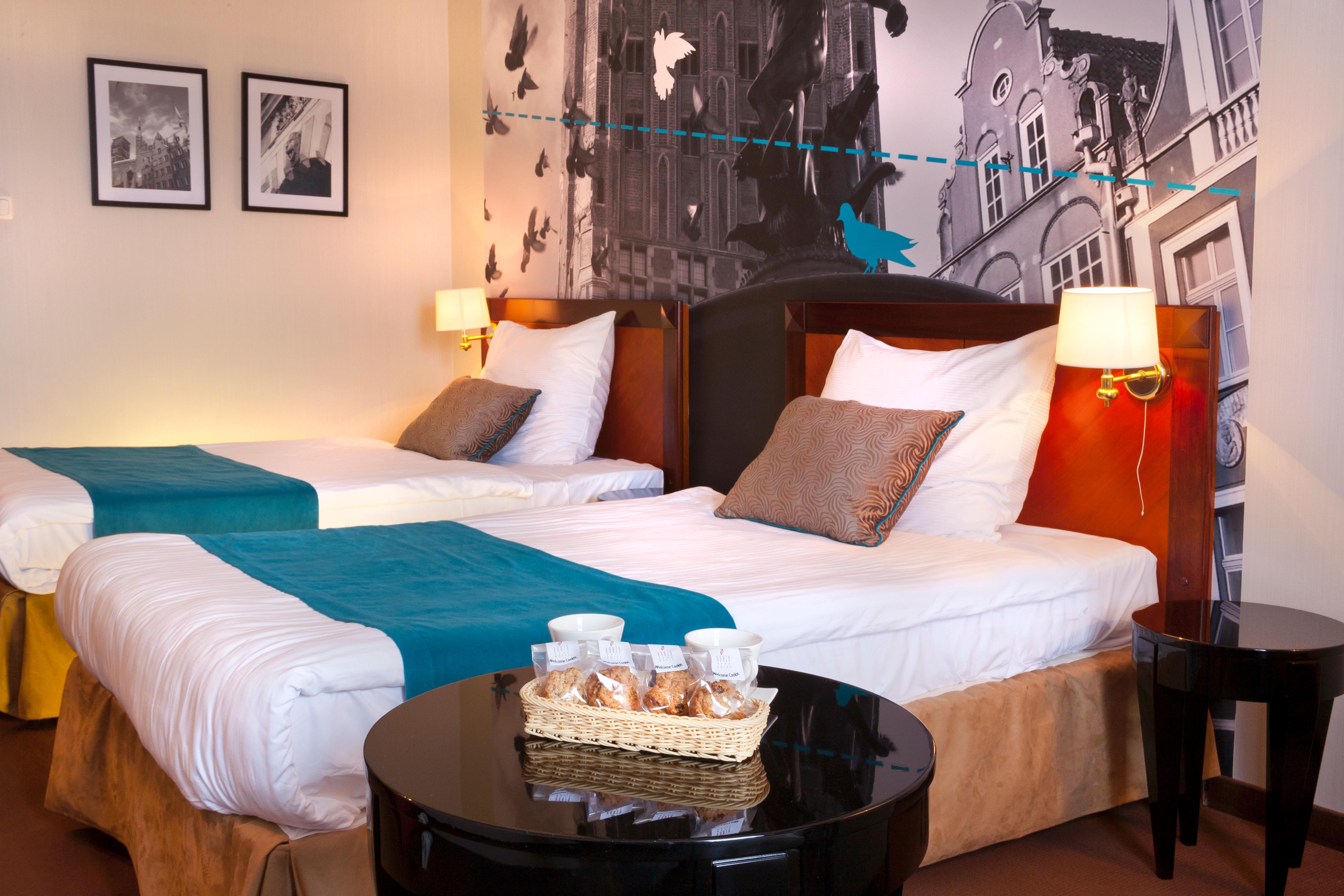 Double or Twin Standard