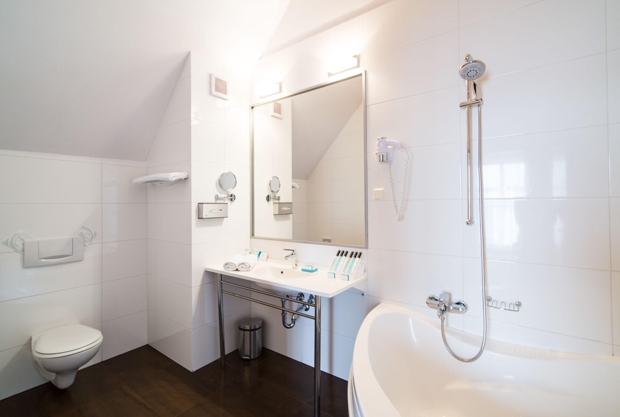 Junior Suite King Size Bed