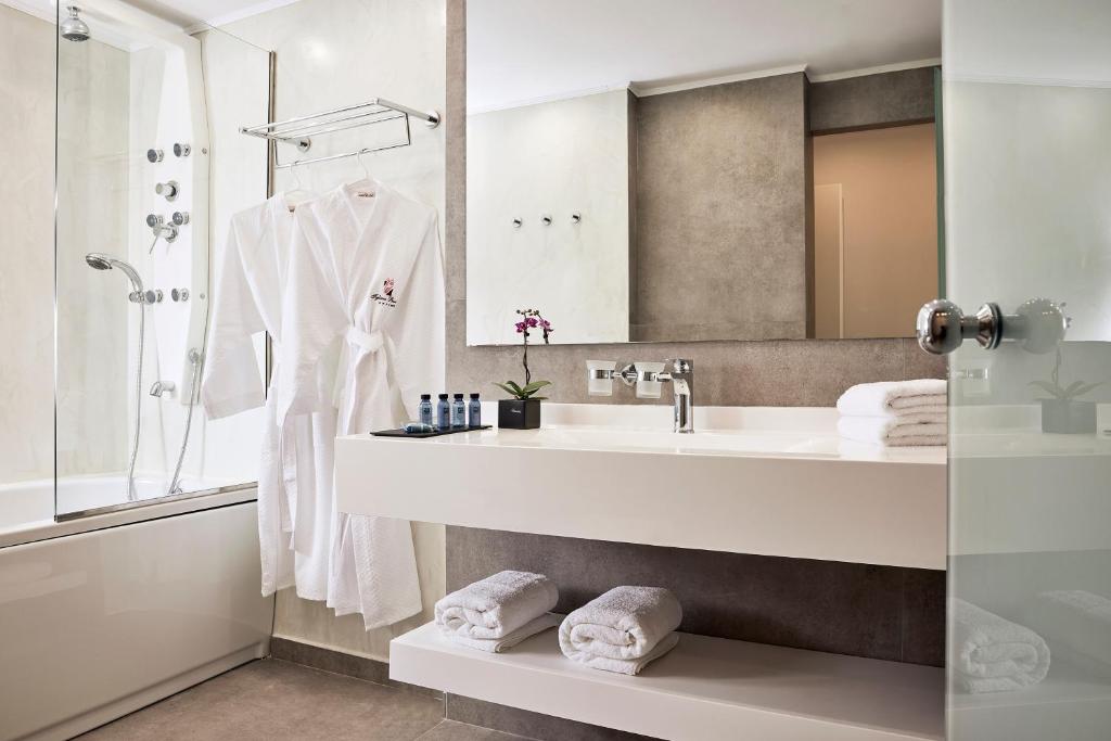 Double or Twin Superior Sea View